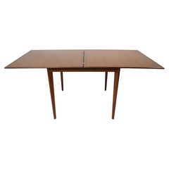 Mesa de Comedor / Juego Plegable de Nogal estilo Dunbar