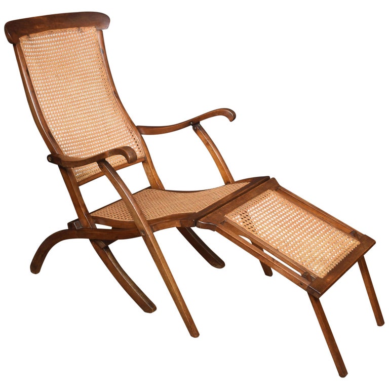 Walnut Framed Folding Steamer Deck Chair at 1stDibs