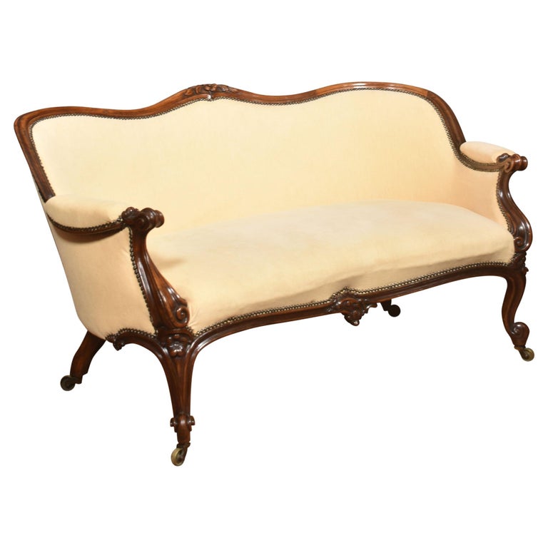Walnut Framed Two-Seater Settee For Sale at 1stDibs