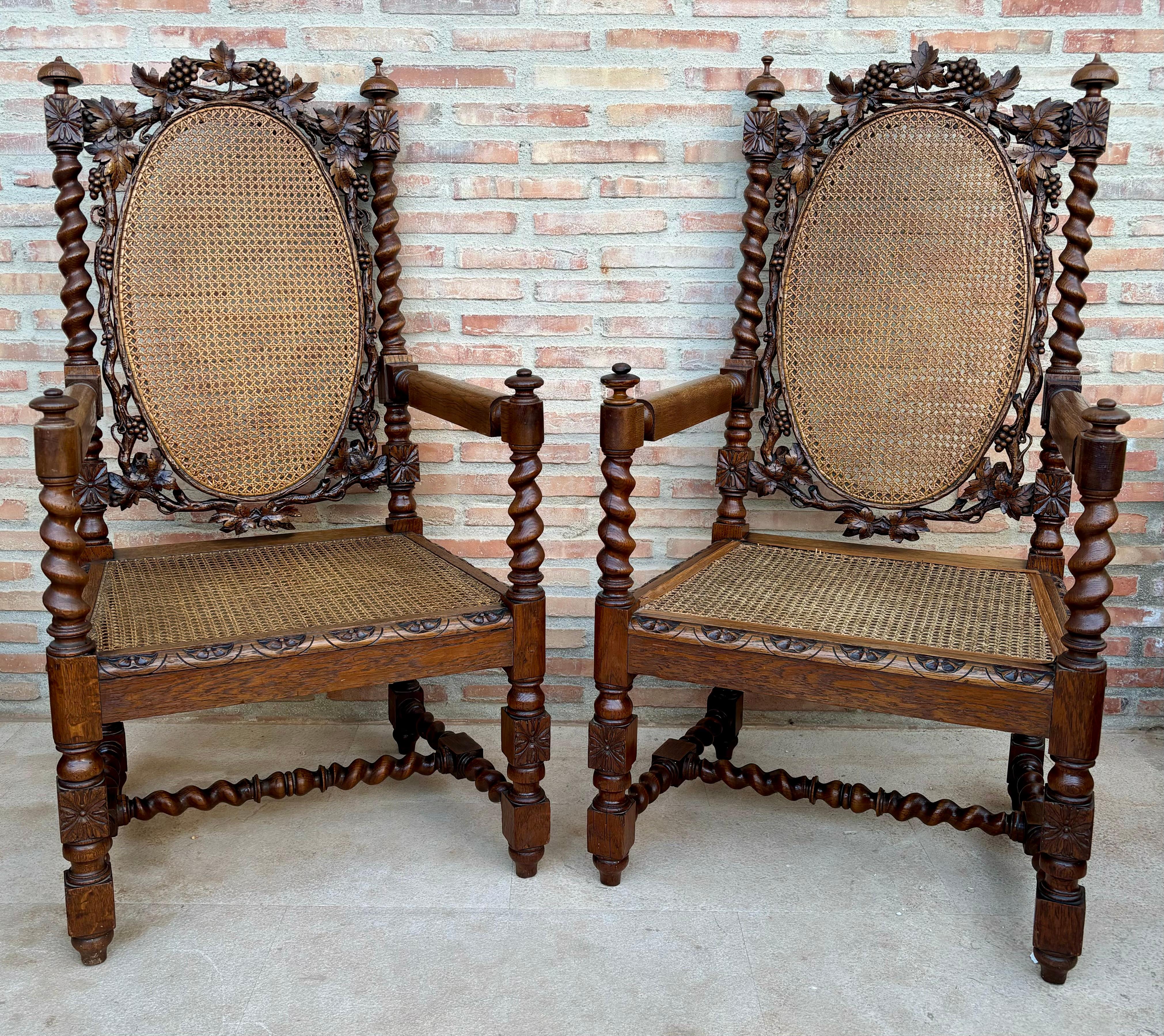 Stile provenzale Poltrone francesi in noce, anni '90 del XIX secolo, set di 2 in vendita