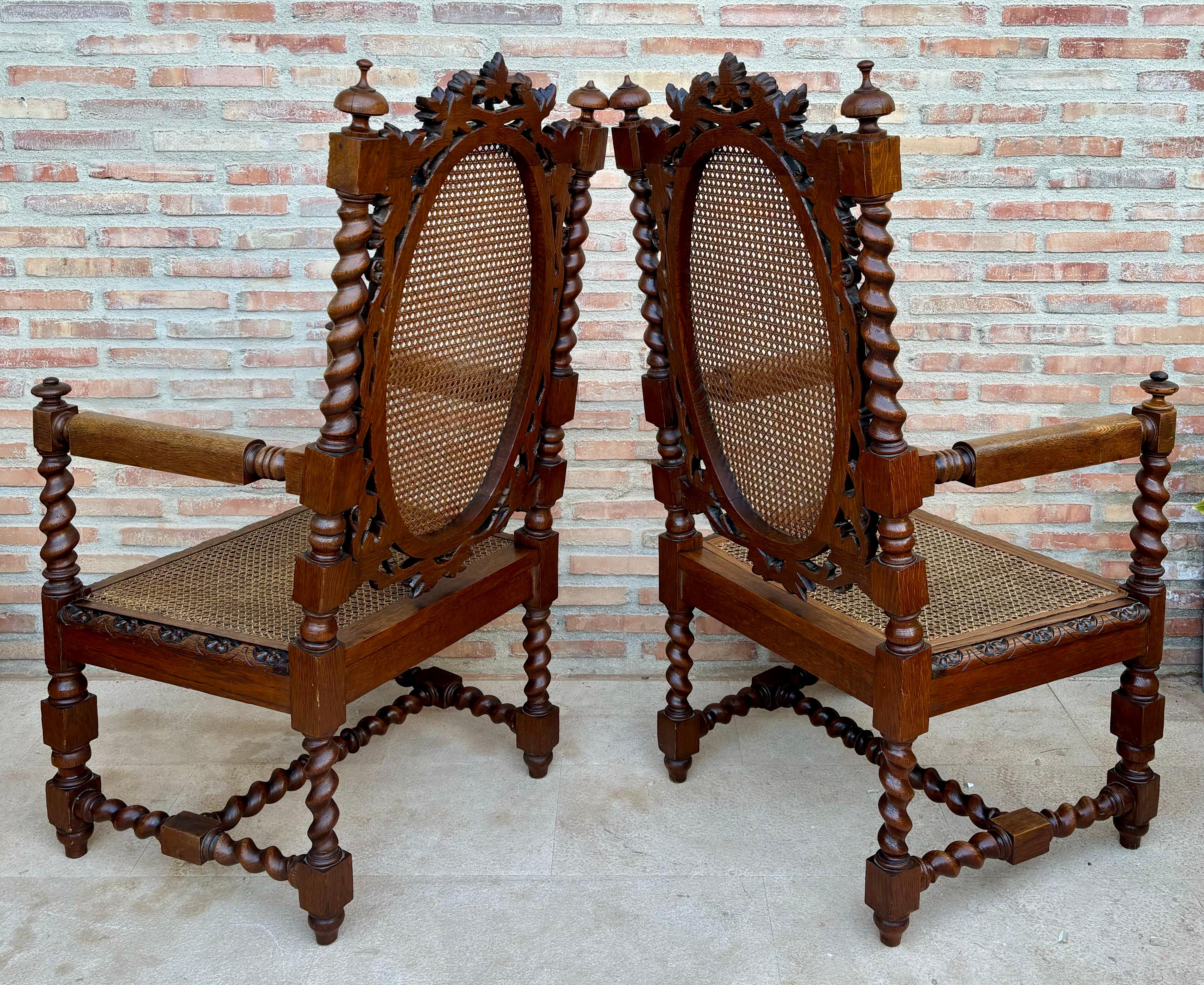 Poltrone francesi in noce, anni '90 del XIX secolo, set di 2 In condizioni buone in vendita a Miami, FL