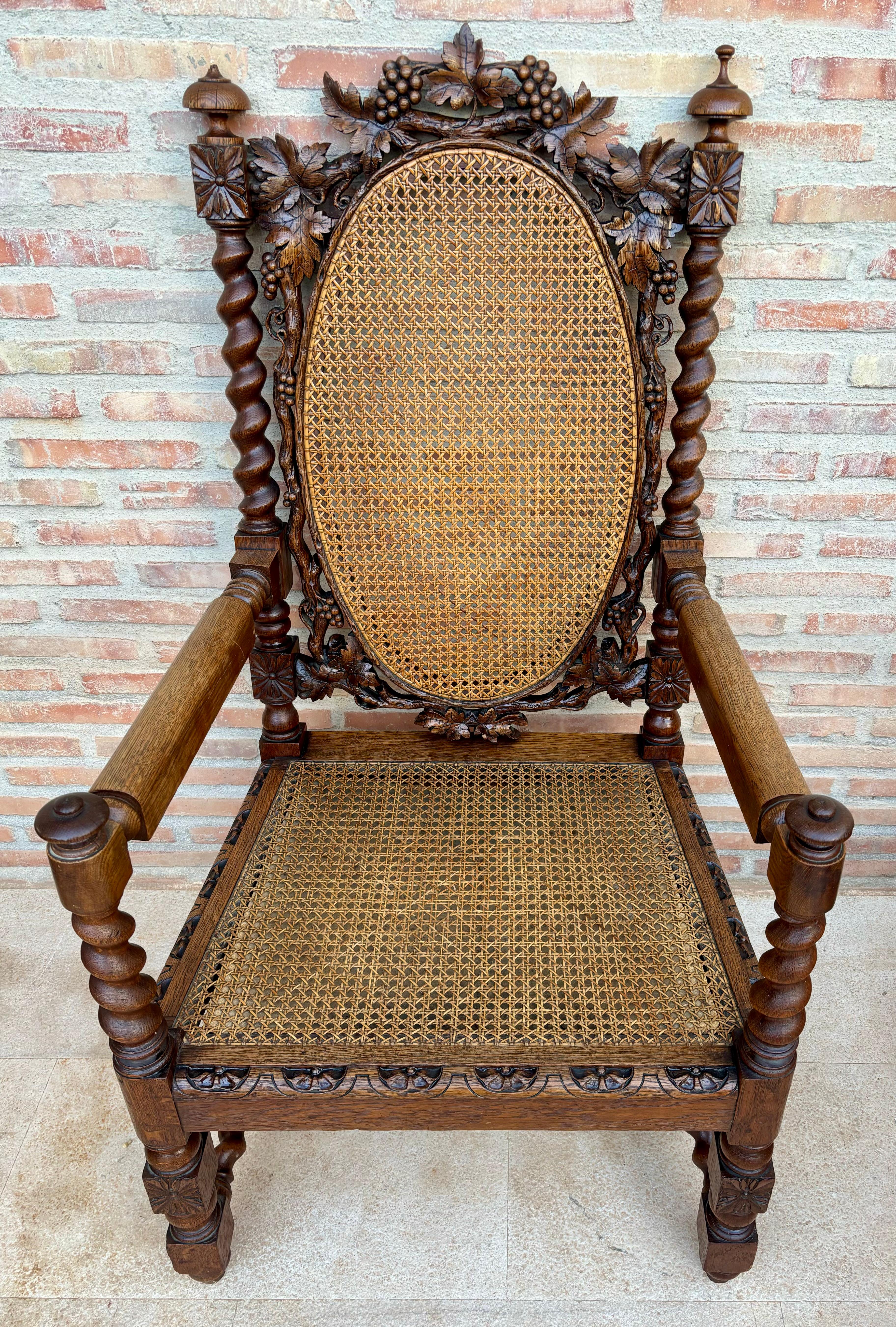 Poltrone francesi in noce, anni '90 del XIX secolo, set di 2 in vendita 3