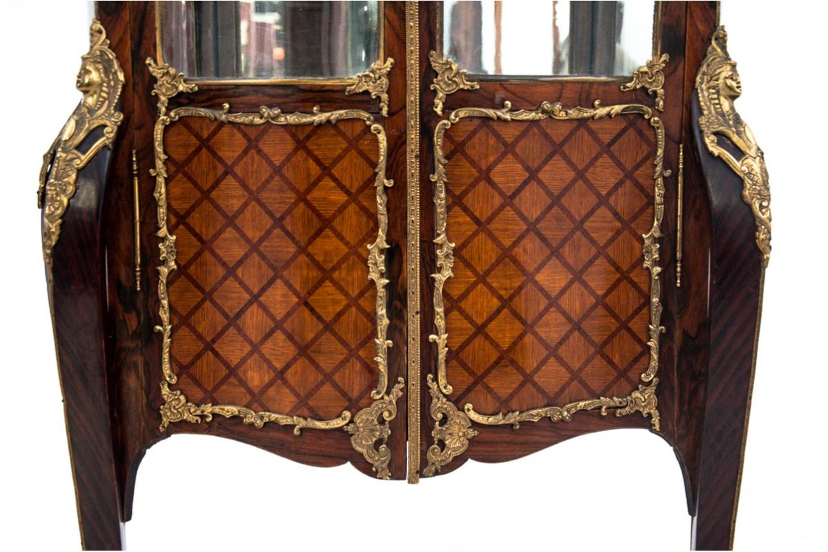 Walnut French Vitrine Louis iv Style from, 1910s 1