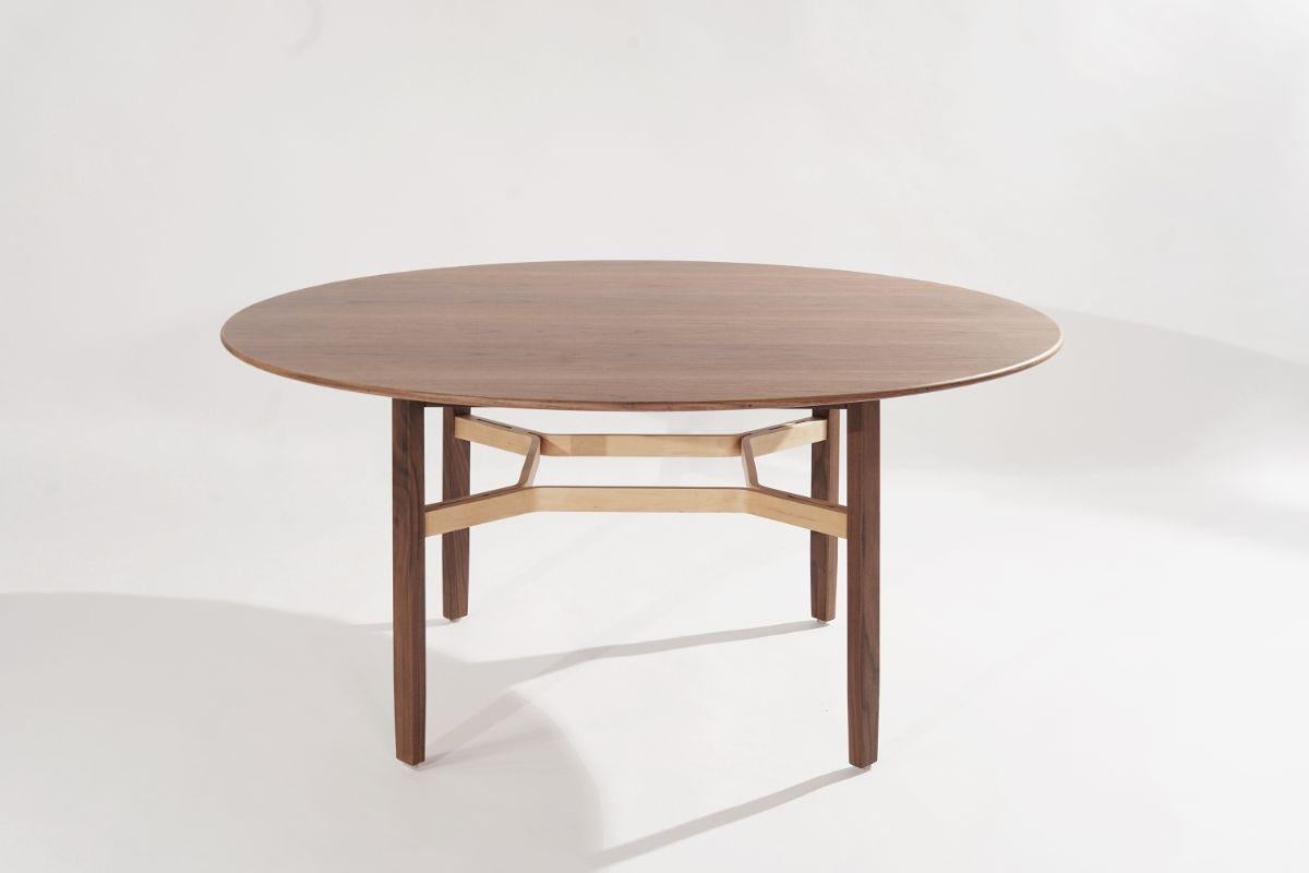 Rare walnut games table designed by Lewis Butler for Knoll, circa 1950s.

This table has been completely restored to match its original integrity featuring implacable finishes showcasing the beautiful walnut grain and contrasting maple