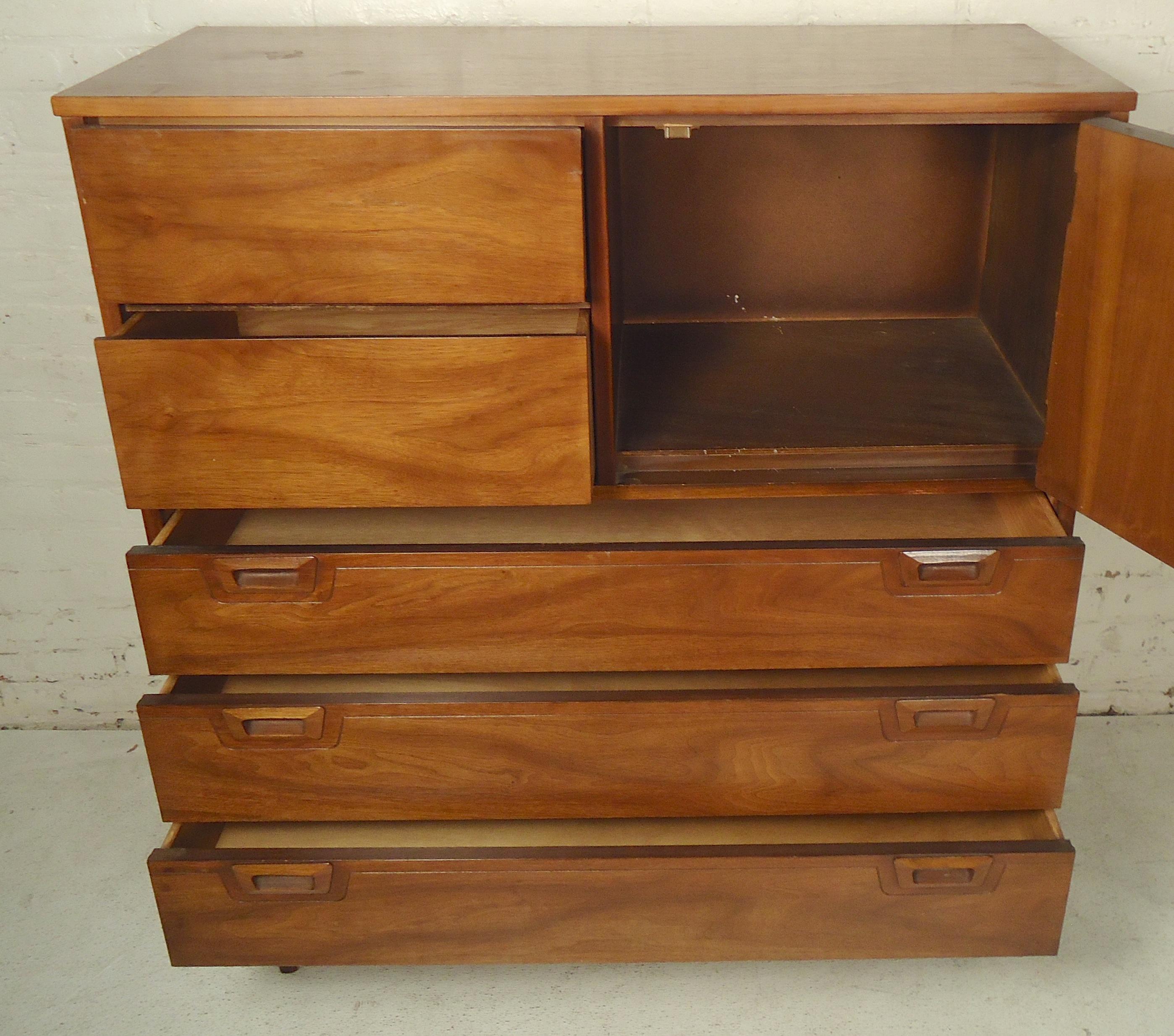 Walnut Gentleman's Chest 1