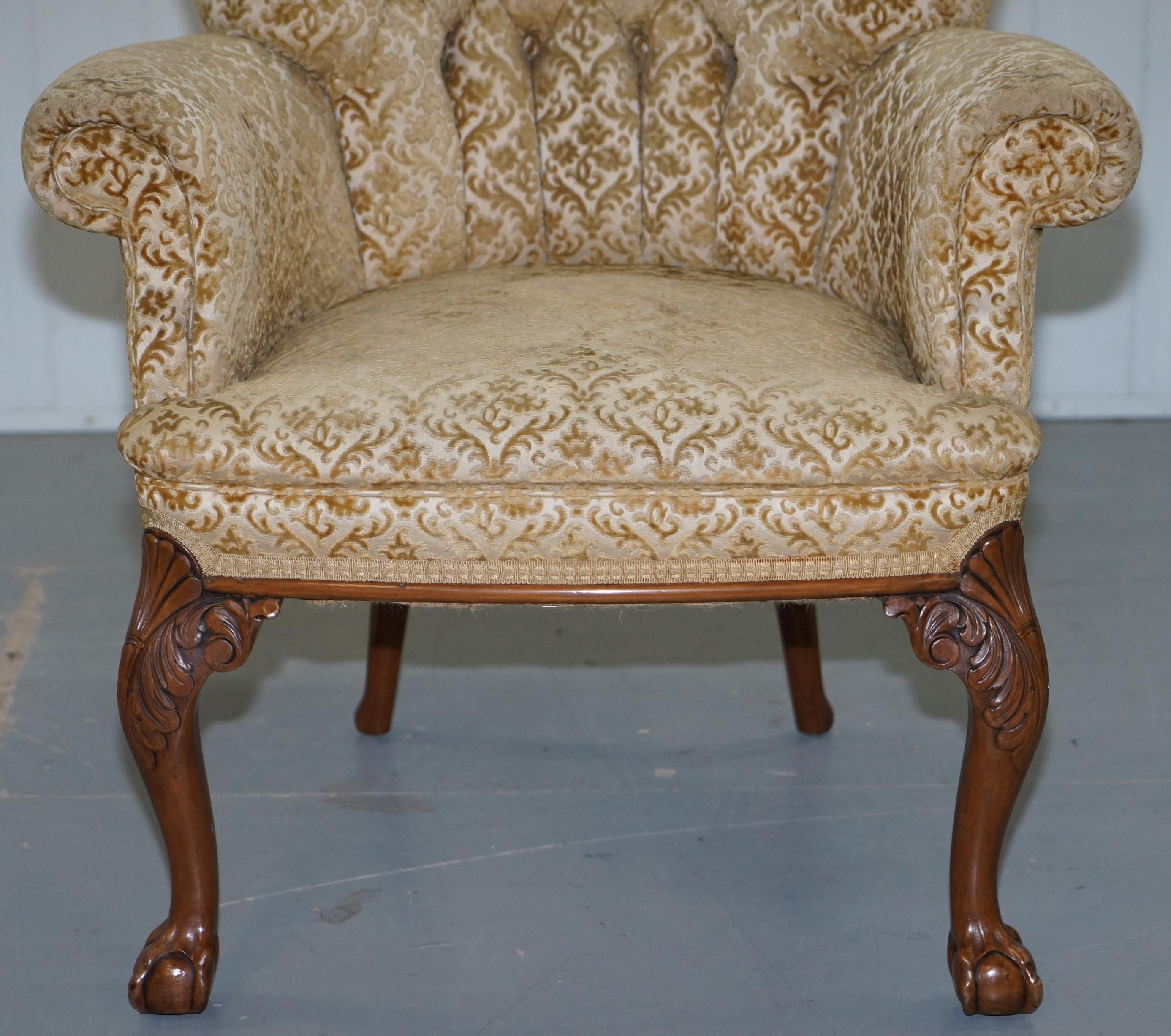 Walnut George II Style Claw and Ball Acanthus Carved Legs Chesterfield Armchair 1