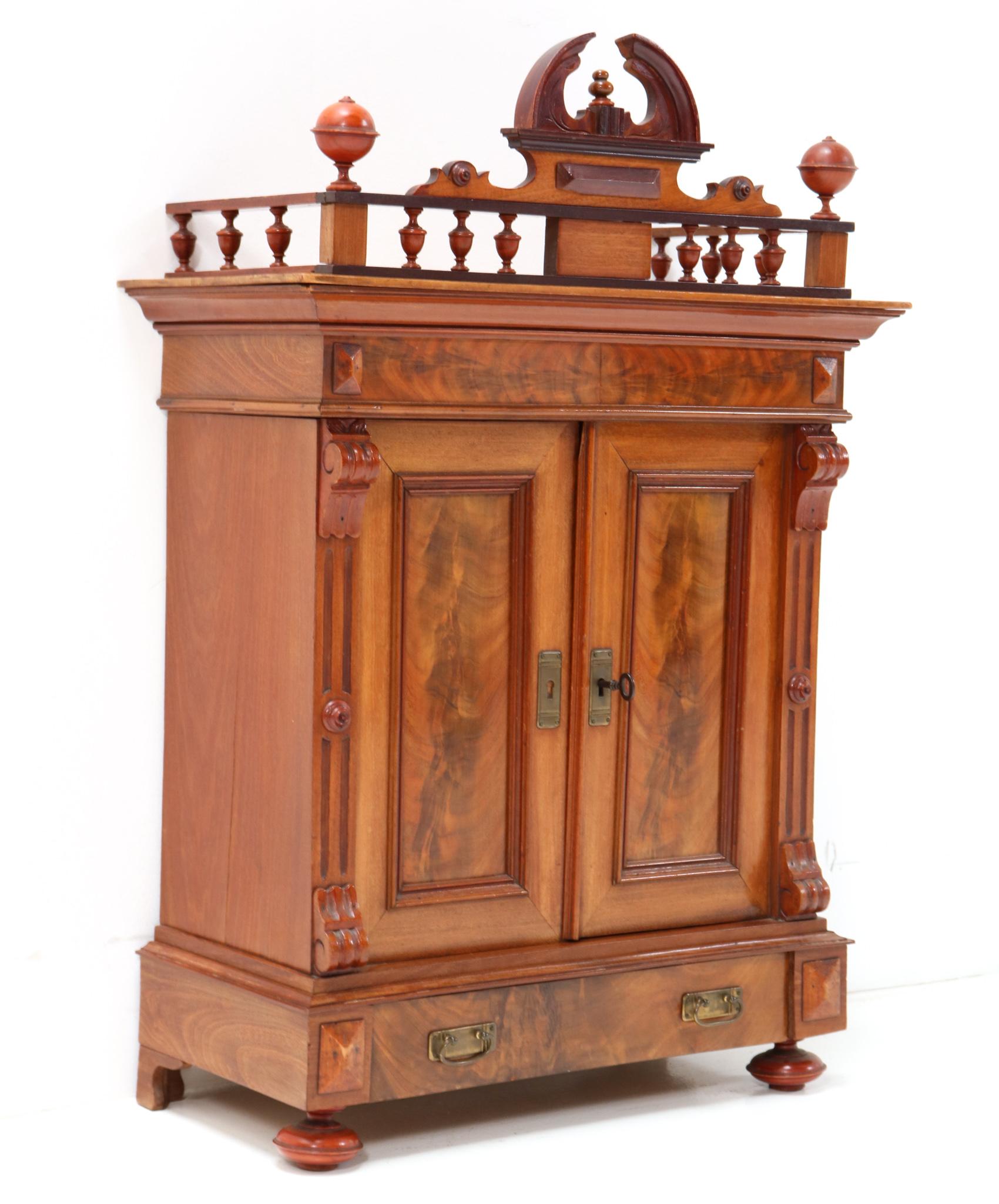 Late 19th Century Walnut German Gründerzeit Wall Cabinet or Miniature Cabinet, 1890s