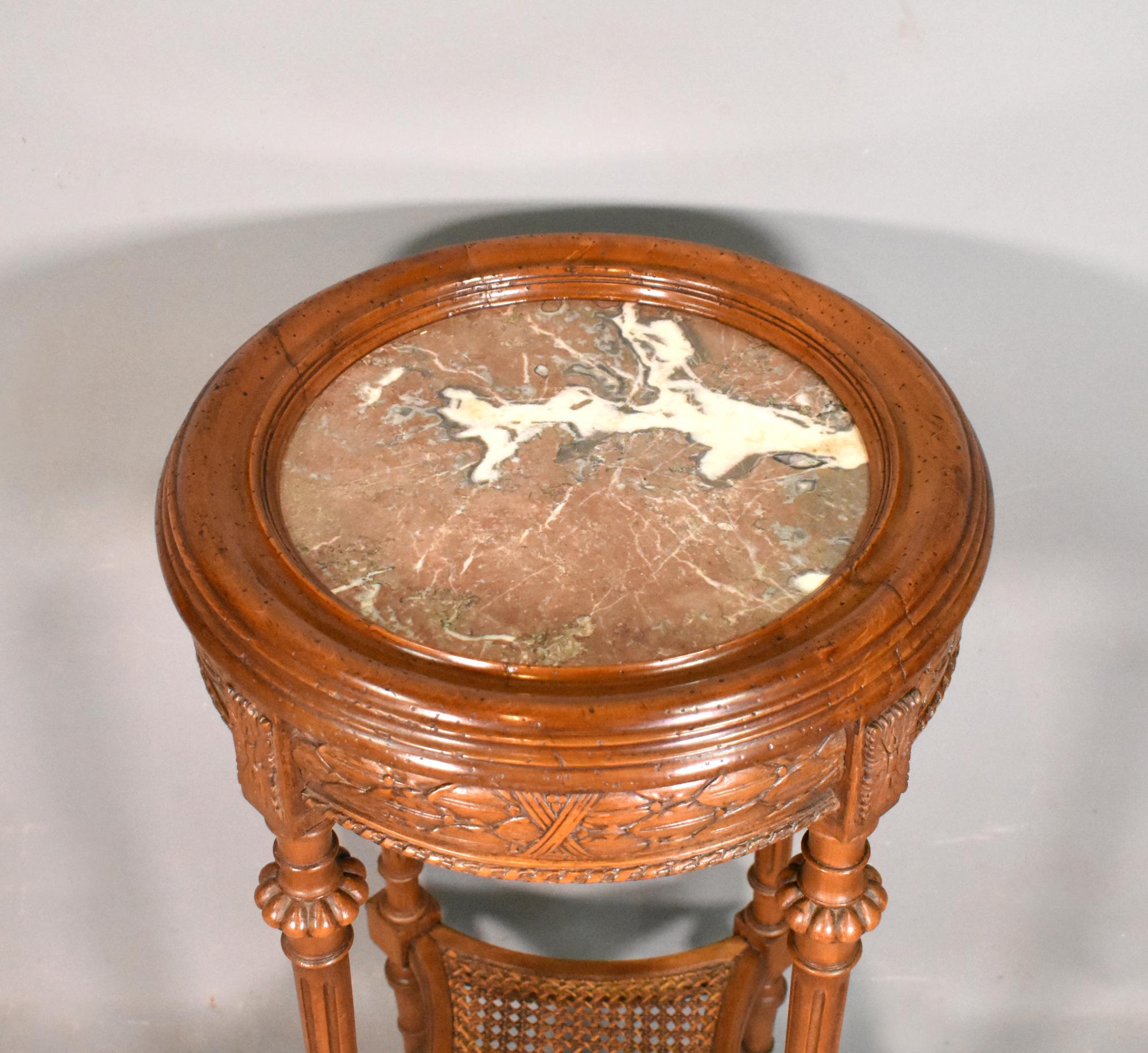 Table d'appoint Guéridon en noyer Période Directoire Bon état - En vente à SAINTE-COLOMBE, FR
