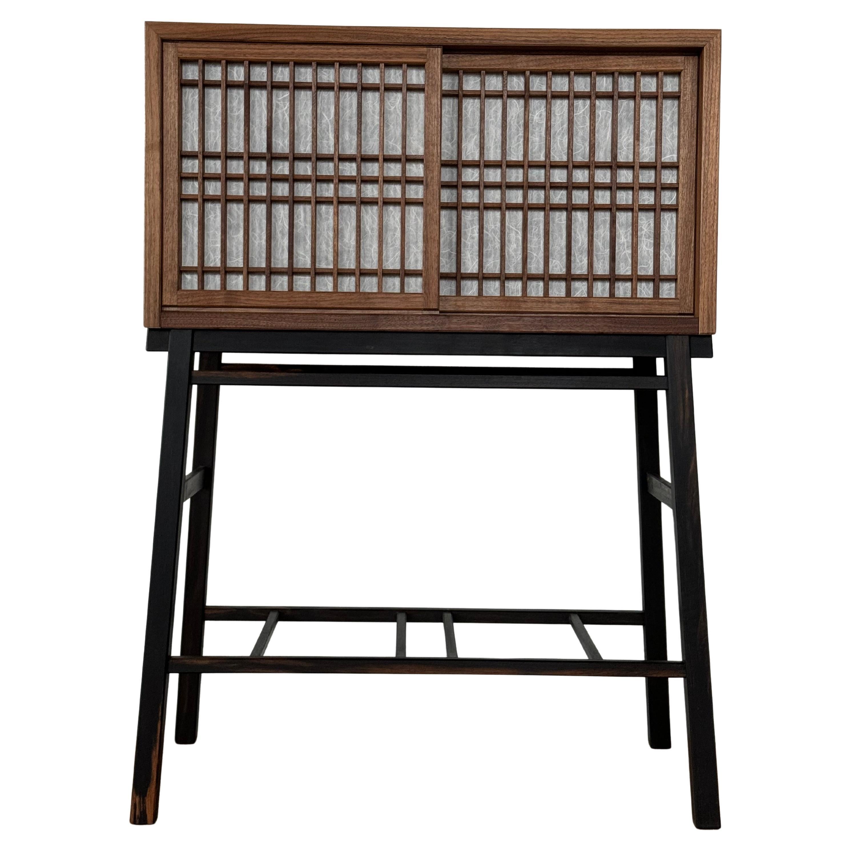 Armoire d'entrée en noyer  Avec portes Shoji