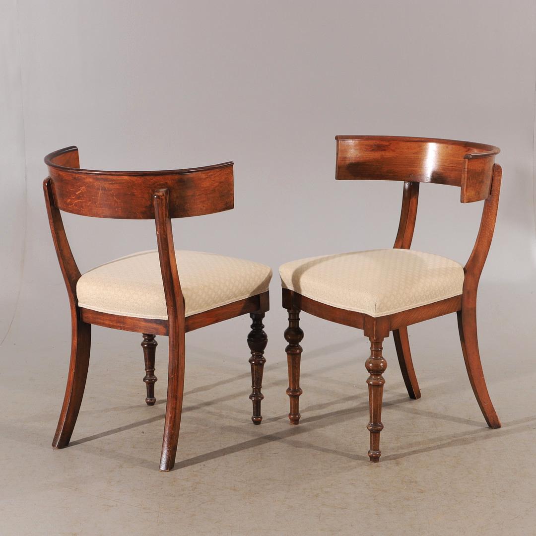 Walnut Hardwood Pair of Klismos Chairs  5