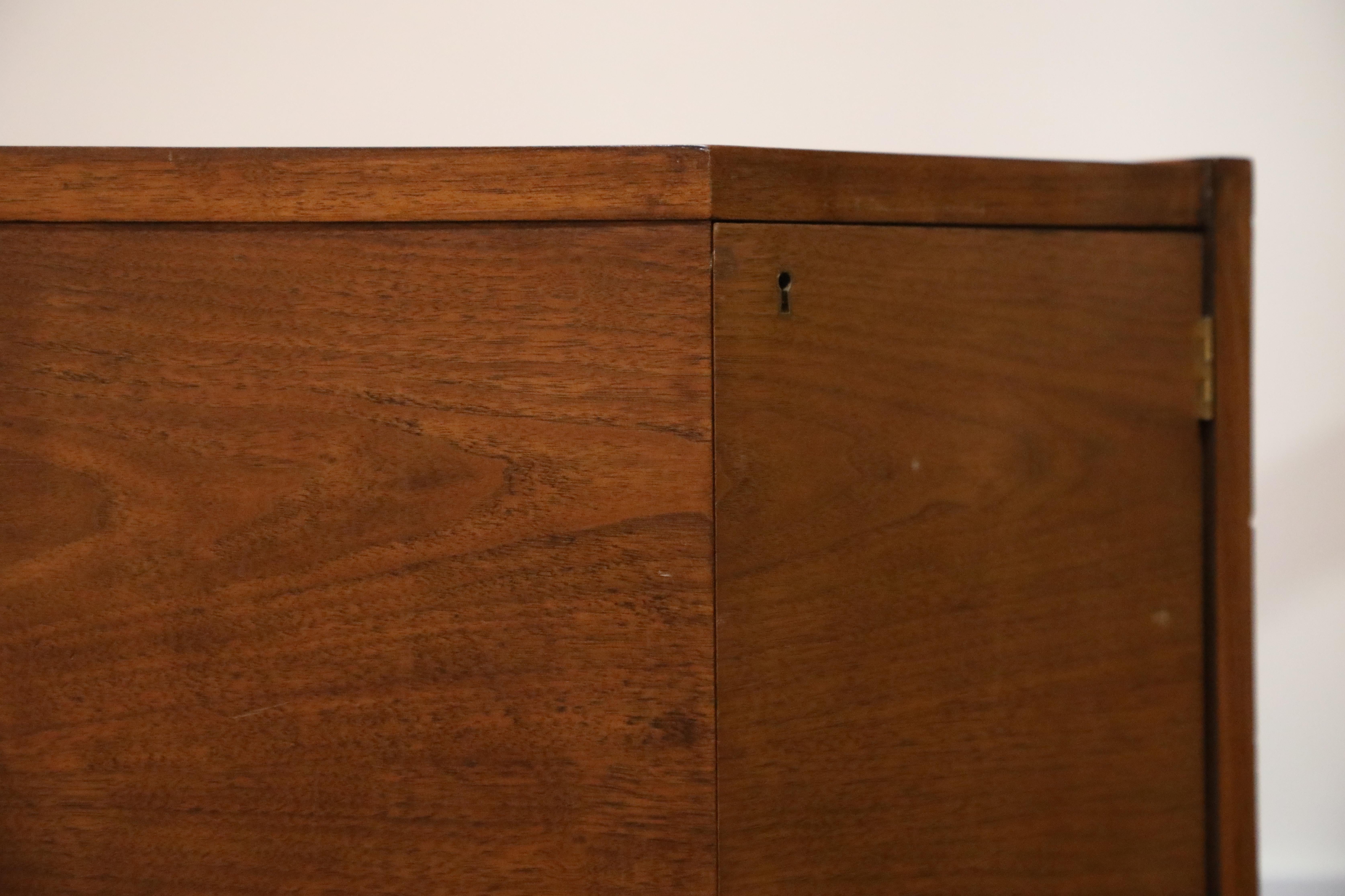 Walnut Hexagon Desk by Edward Wormley for Dunbar, Signed, circa 1960 9