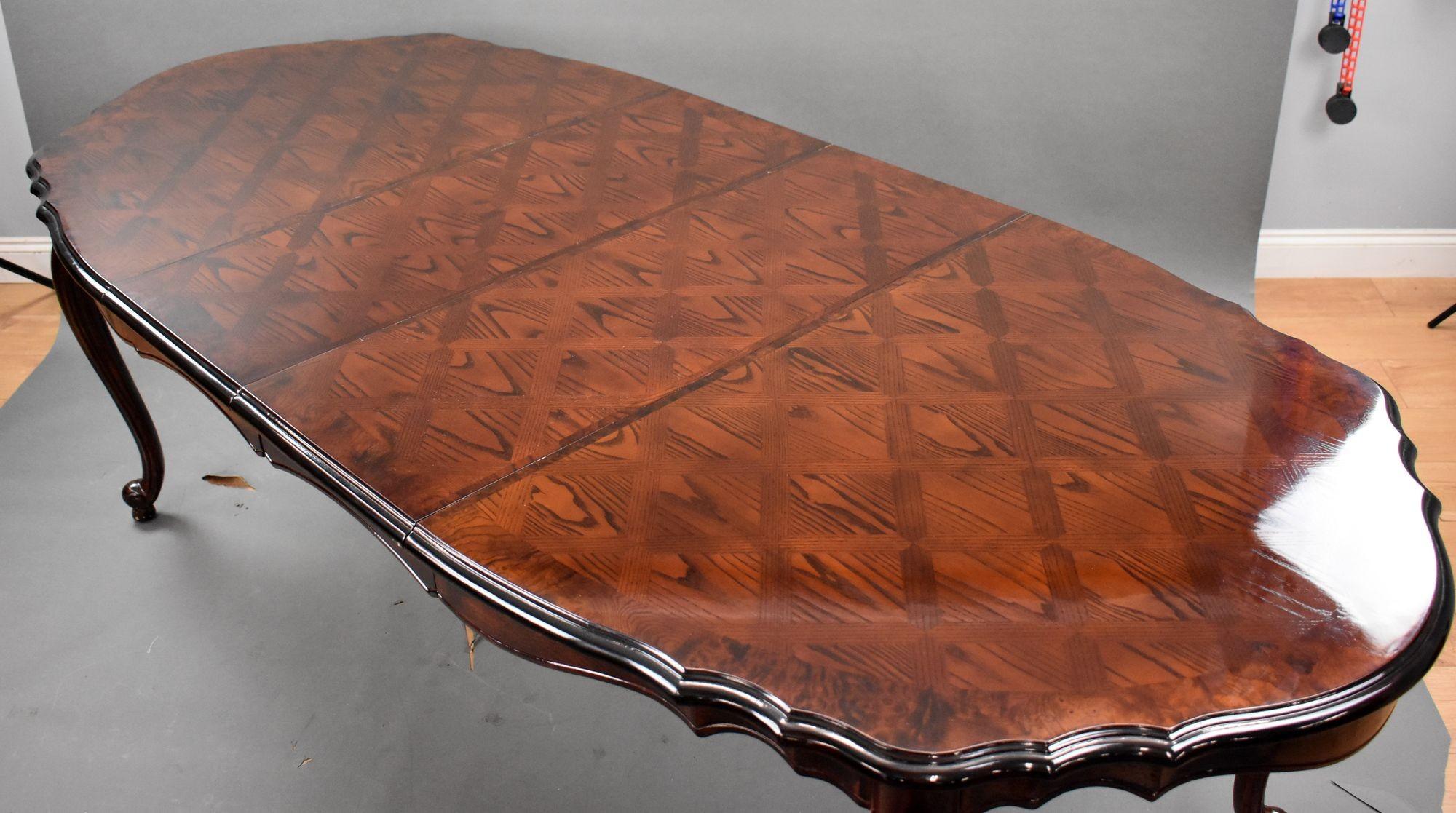 Mid-20th Century Walnut Inlaid Dining Table For Sale