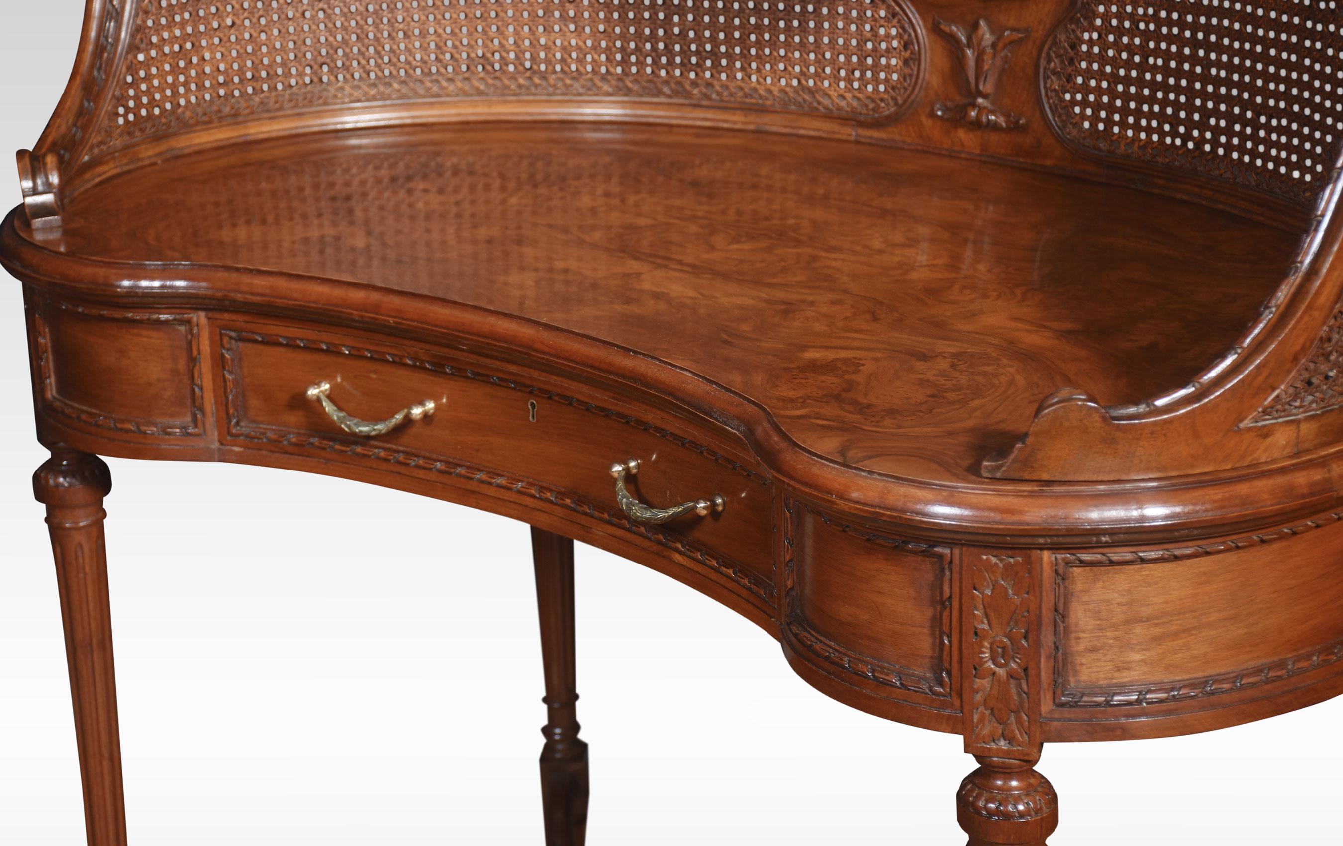 Walnut kidney shaped dressing table For Sale 3