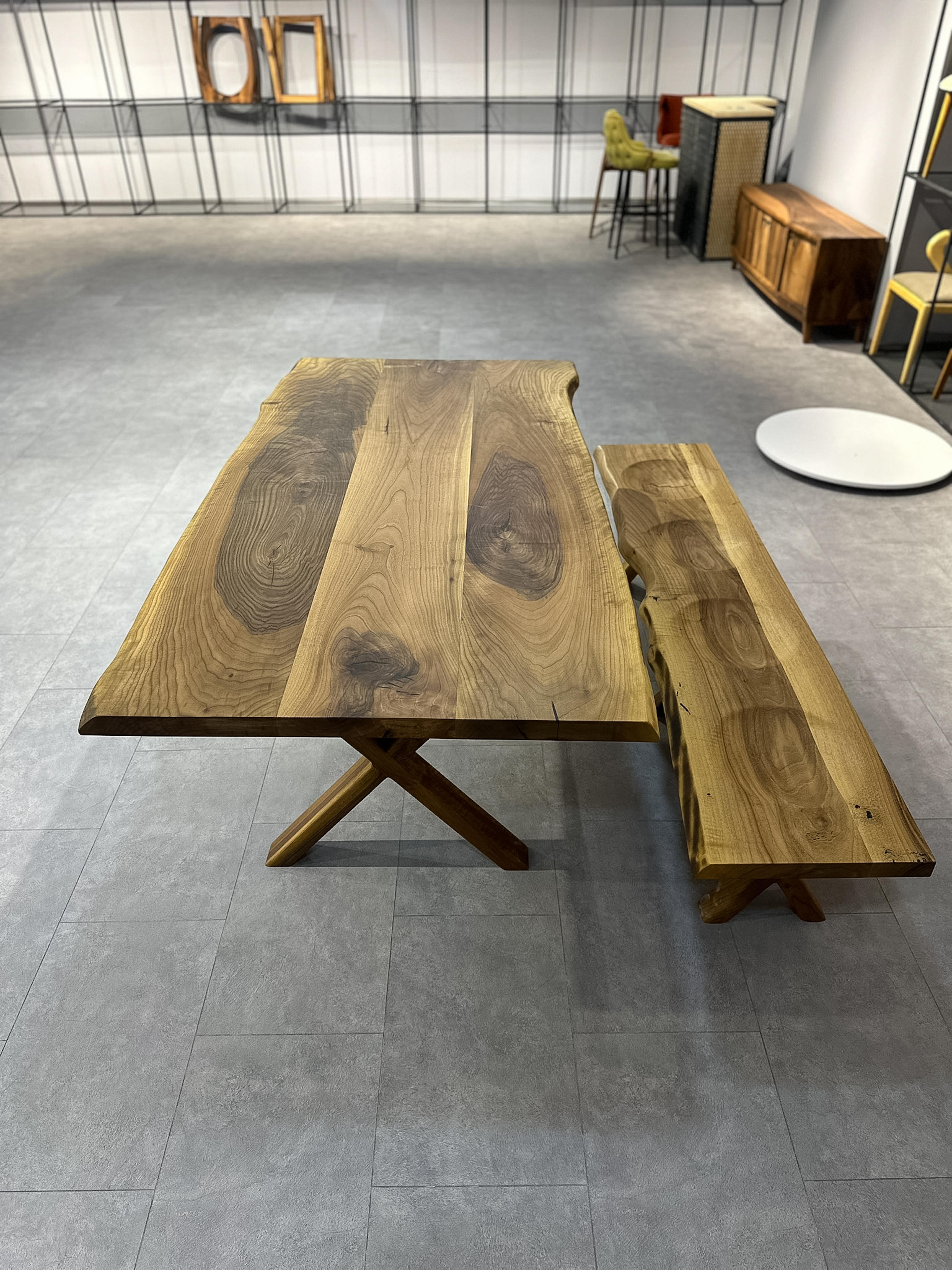 Walnut Wood Live Edge Table - Dining Solid Wood Table - Custom Dining Table For Sale 3