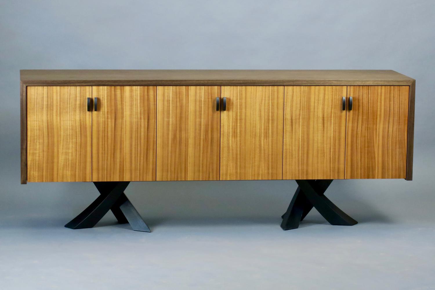 Modern Walnut and Koa Credenza with Sculptural Legs by Thomas Throop - In Stock In New Condition For Sale In New Canaan, CT