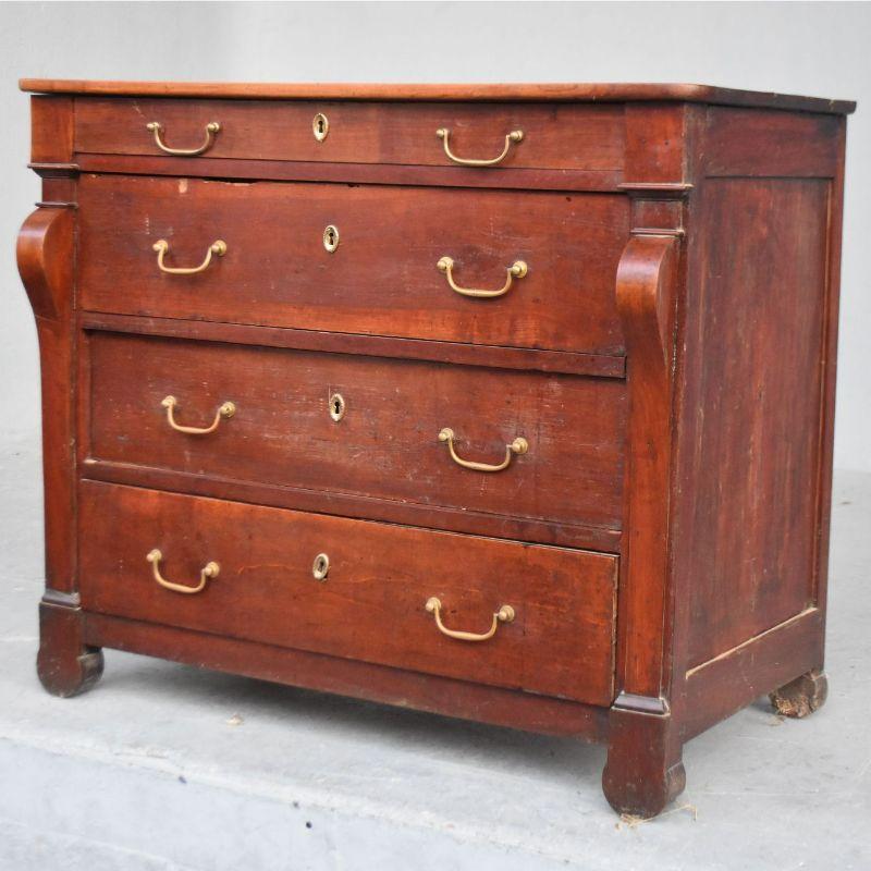 Walnut Lacquered Commode Restoration, Late 19th Century For Sale 1