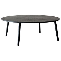 Mesa baja Crescenttown grande de nogal by Hollis & Morris