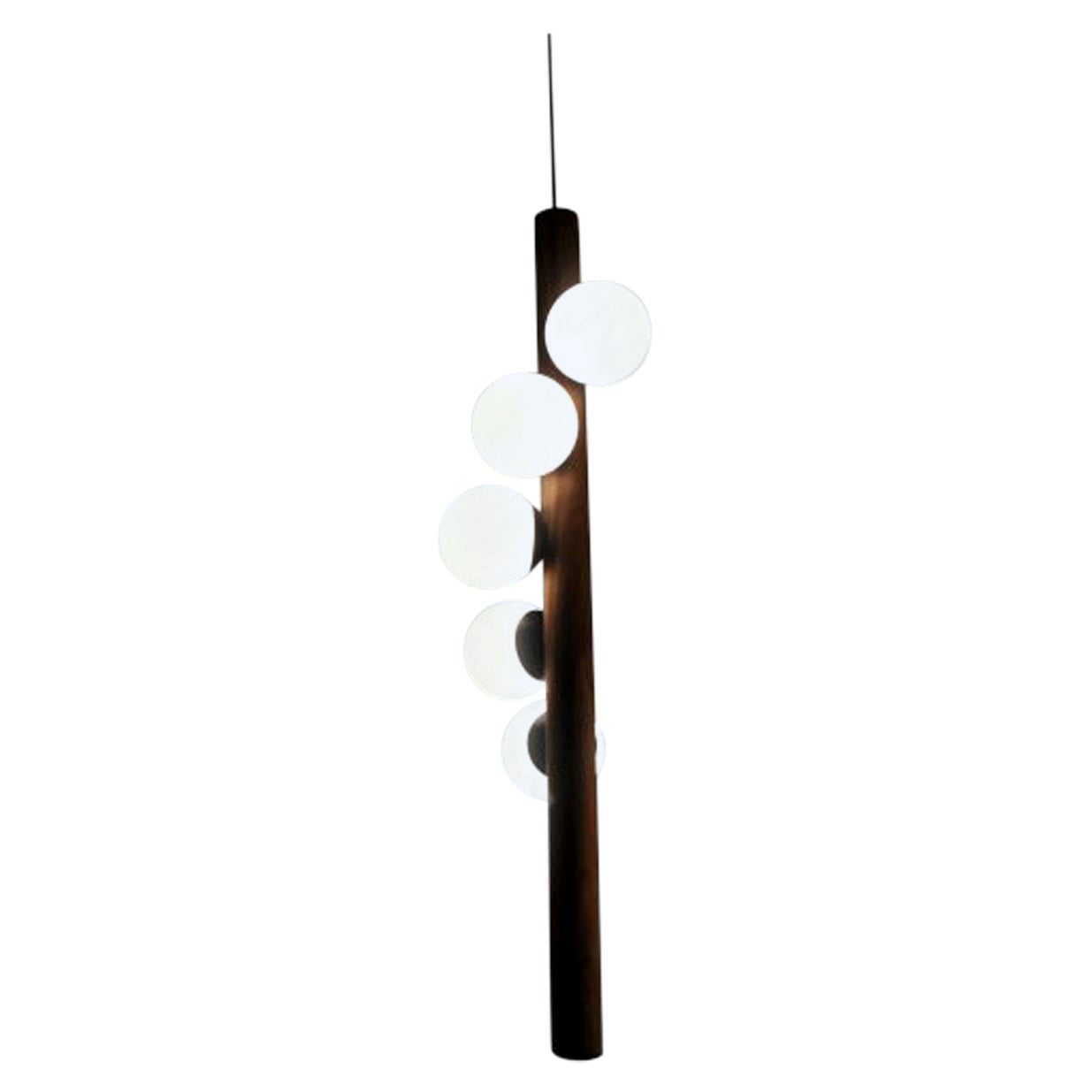 Pendentif vertical Walnut Large Willow par Hollis & Morris
