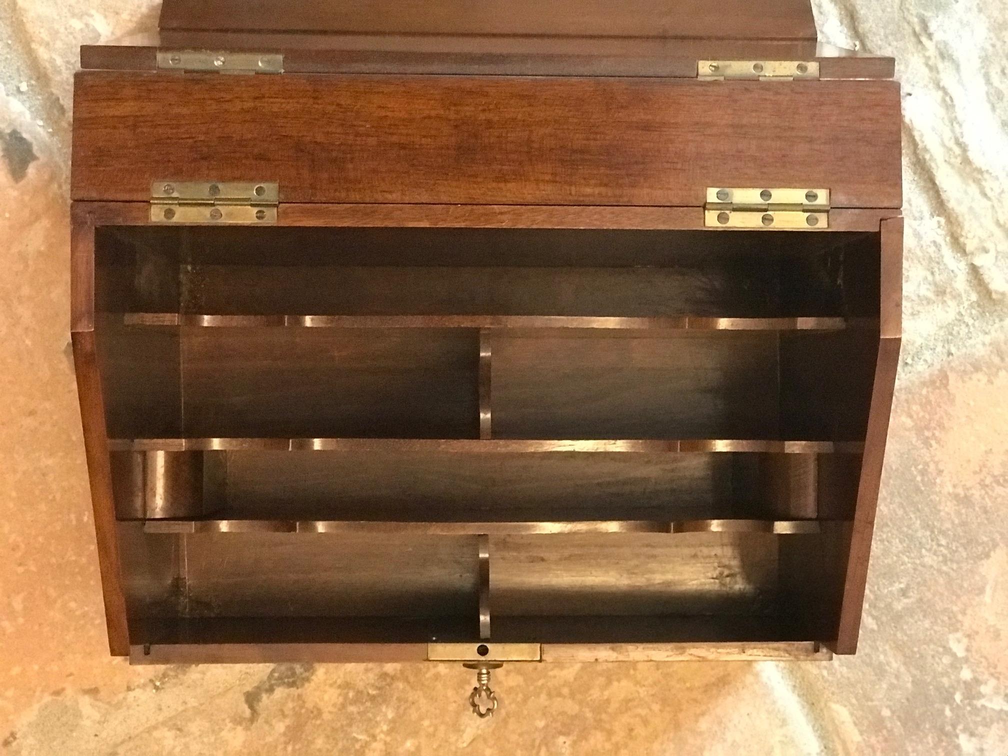 Walnut Letterbox, early 20th Century For Sale 5