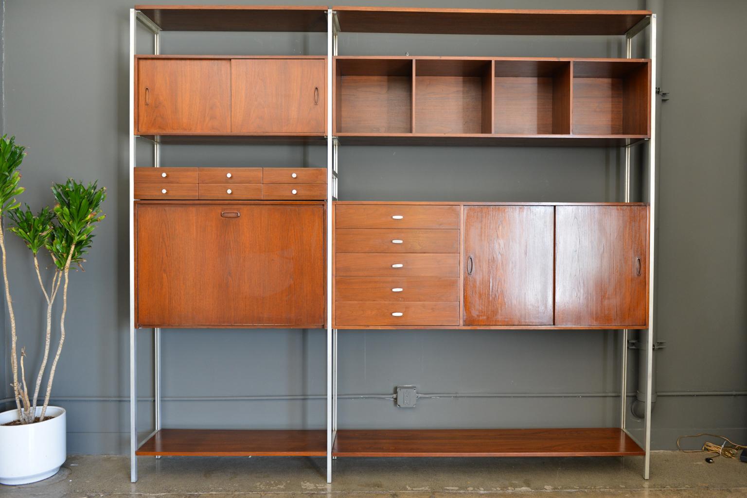 Mid-Century Modern Walnut 'Living Wall' Freestanding Wall Unit or Bookcase by Paul McCobb, 1968