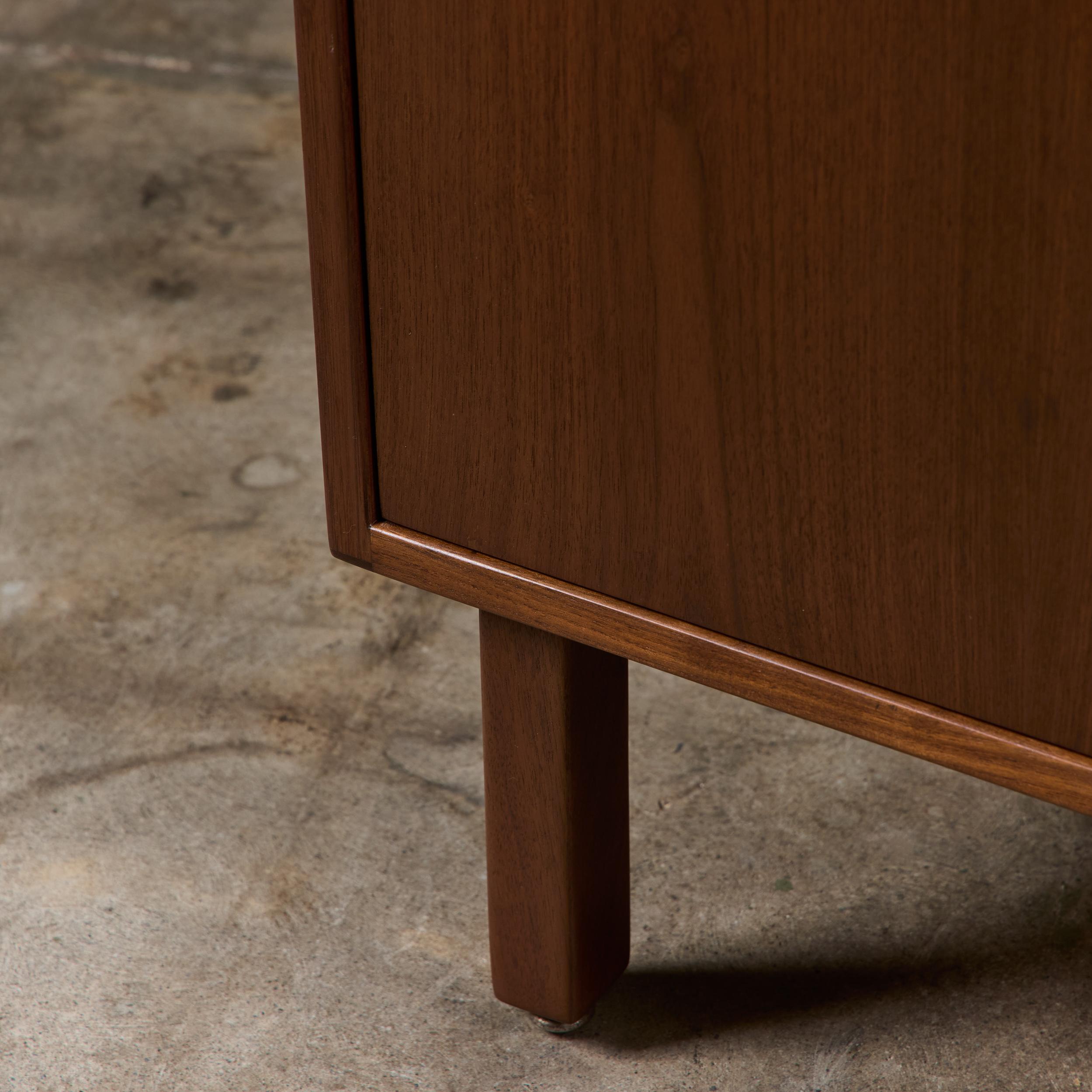 Walnut Locking Cabinet by Jens Risom For Sale 5