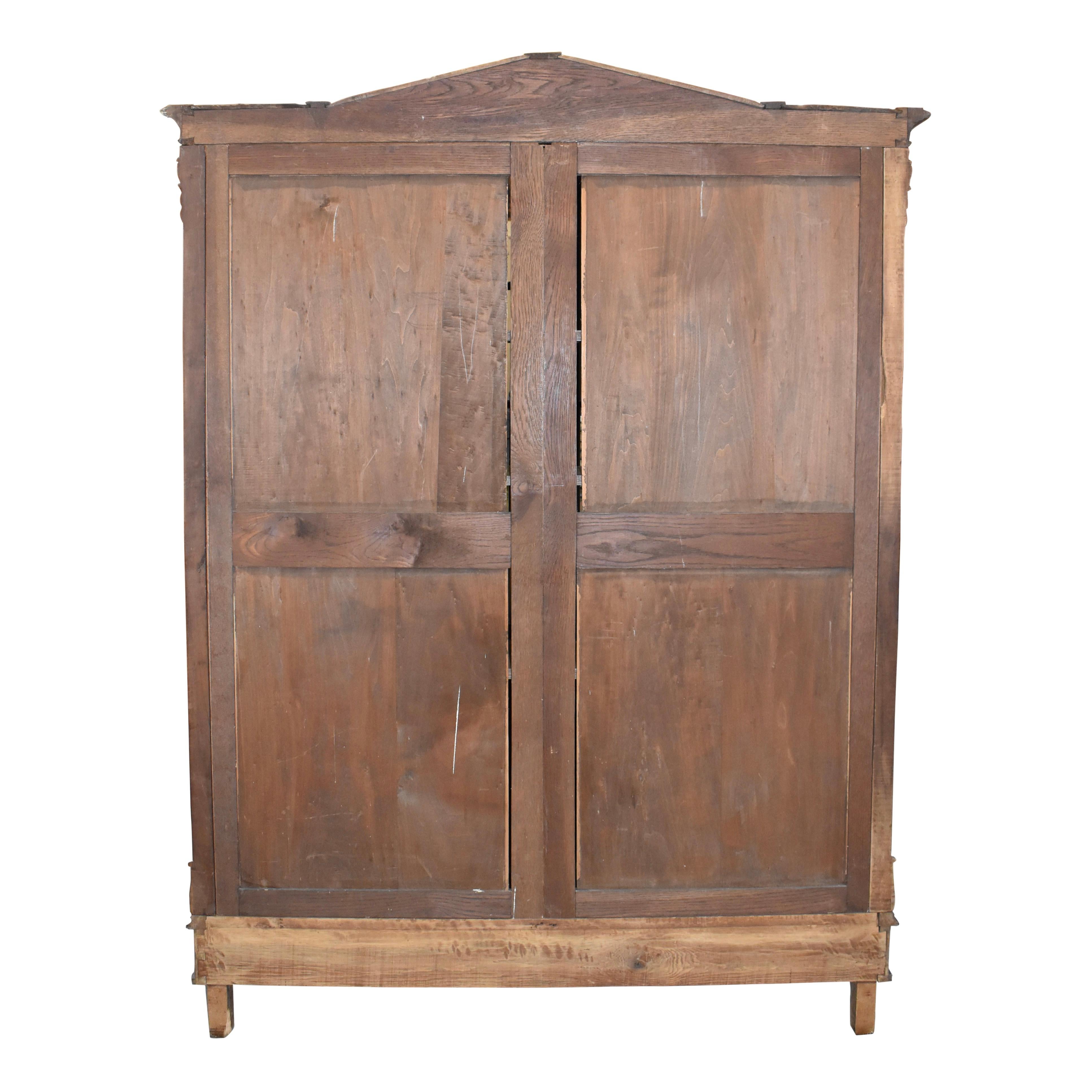 Walnut Louis XV Bookcase with Glass Doors, circa 1890 For Sale 7