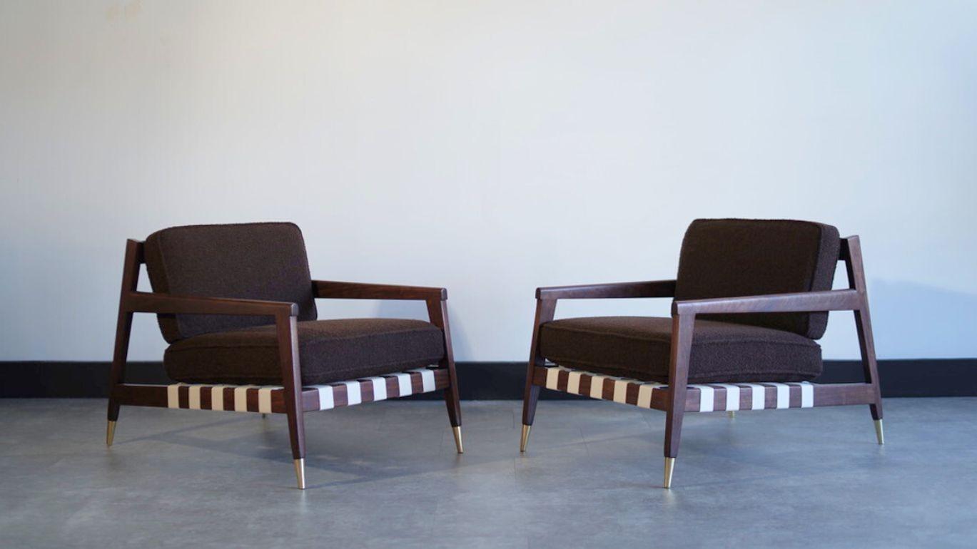 Mid-Century Modern Chaises longues en noyer par Edmond J. Spence, C.1950s en vente