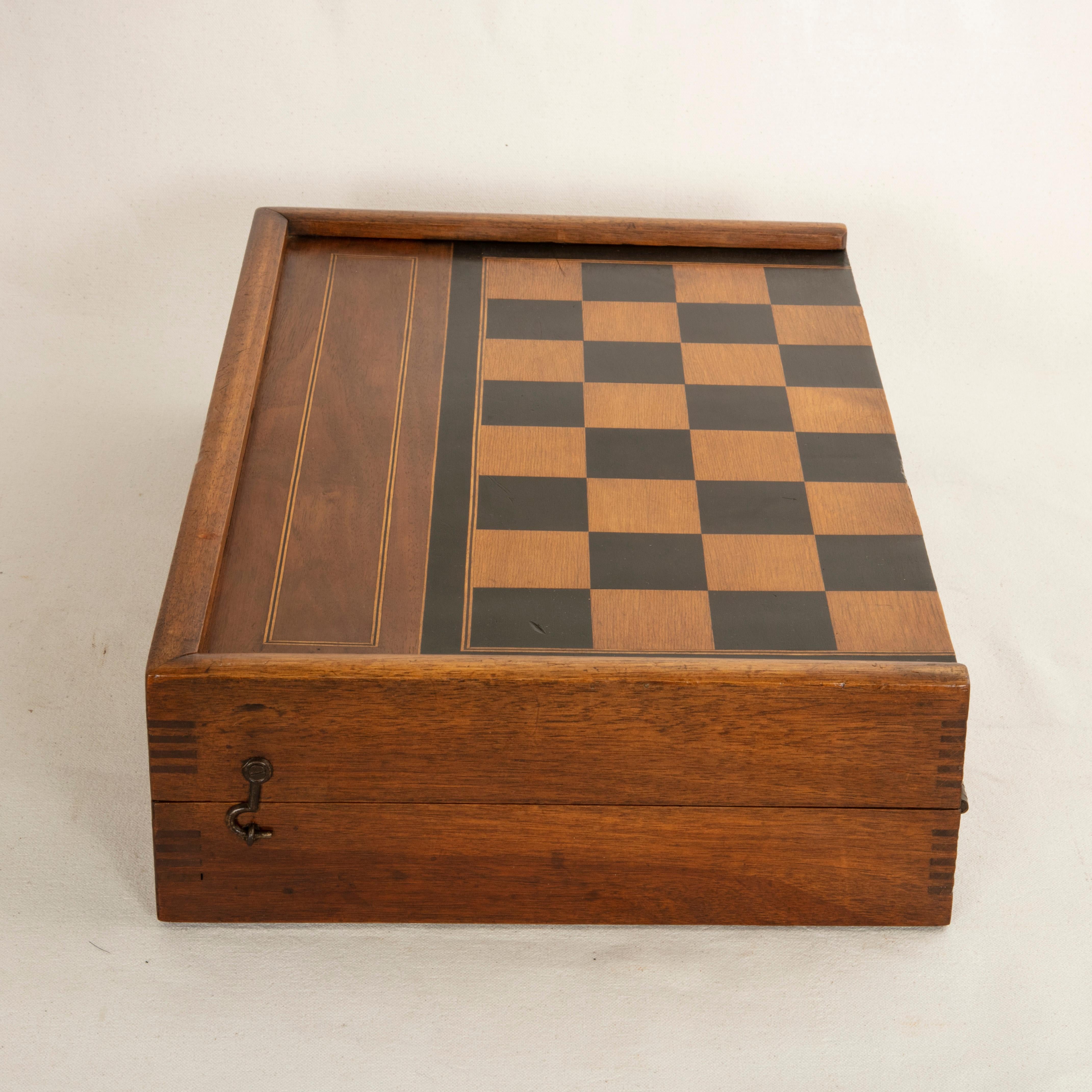 Walnut Marquetry Folding Game Box, with Chess, Checkers, Backgammon, circa 1900 In Good Condition In Fayetteville, AR