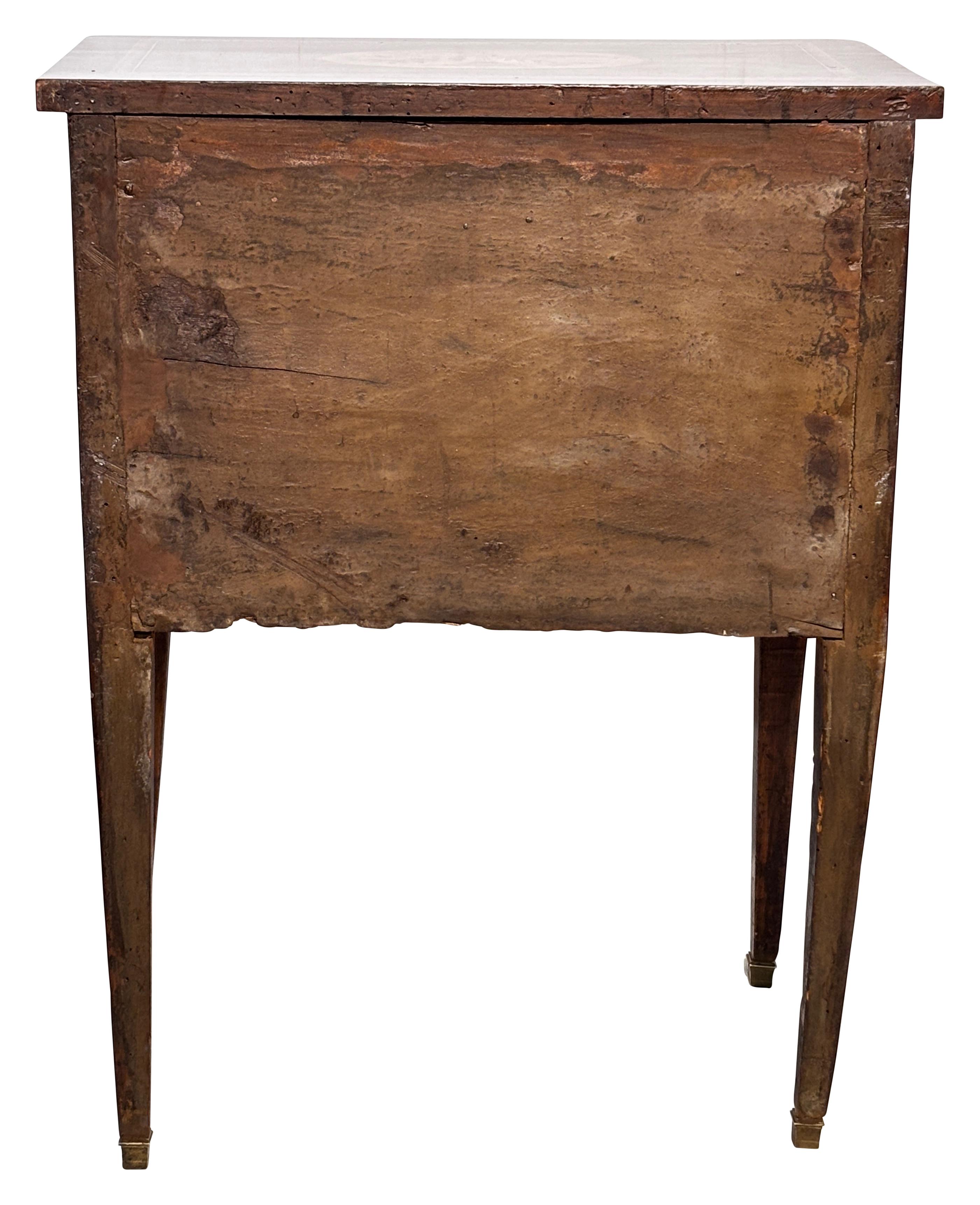 Italian Walnut Marquetry Inlay Side Table, 18th Century For Sale 1