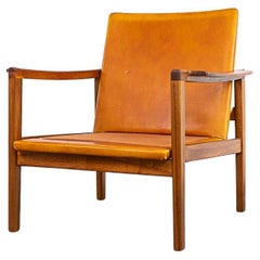 Walnut Mid-Century Lounge Chair