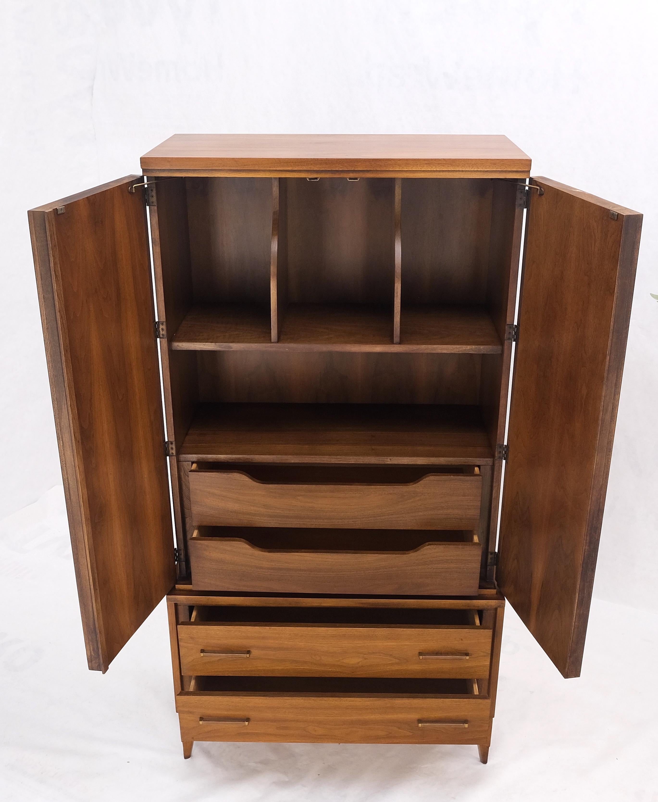 Walnut Mid-Century Modern Highboy Chest Dresser Double Door Compartment  For Sale 8
