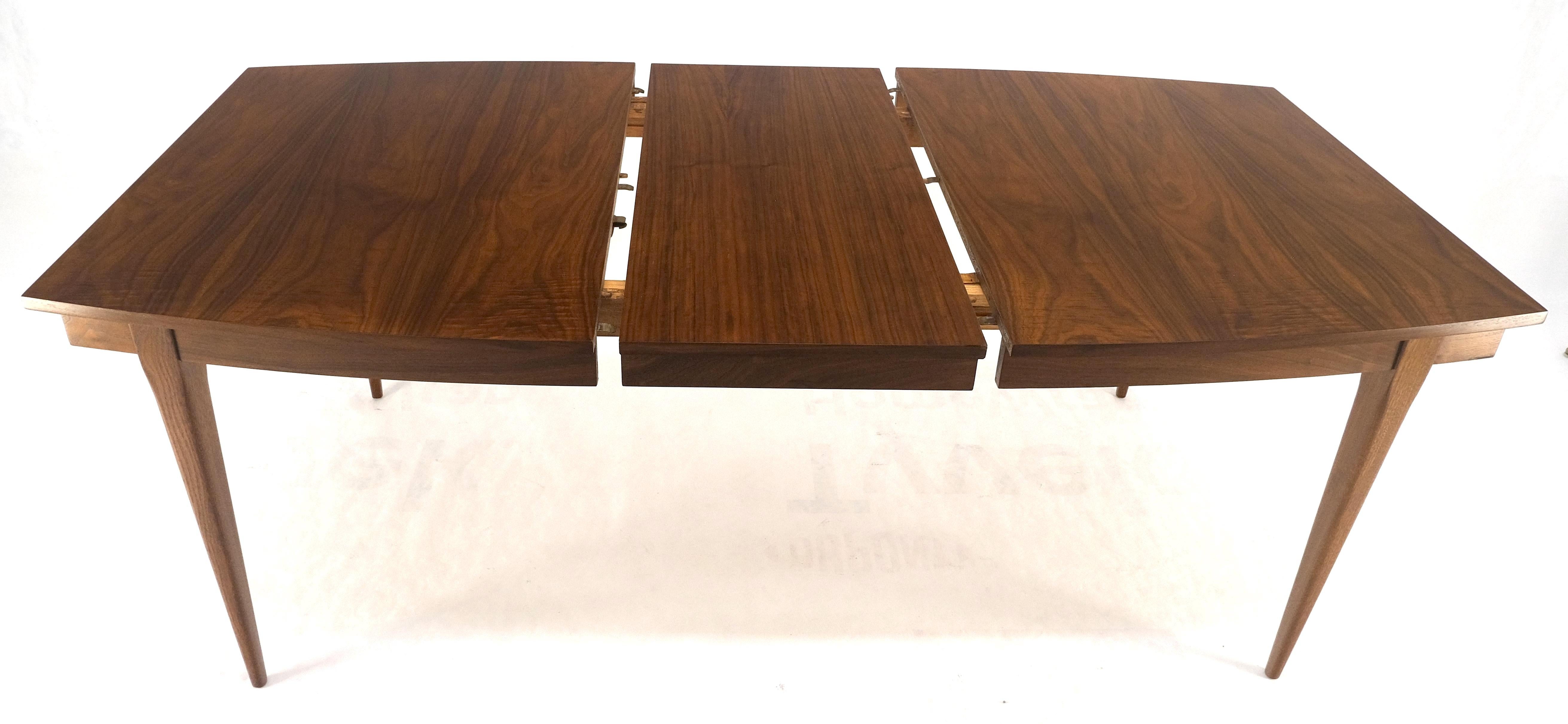 Laqué Table de salle à manger en forme de bateau en noyer, Mid Century Modern One 18