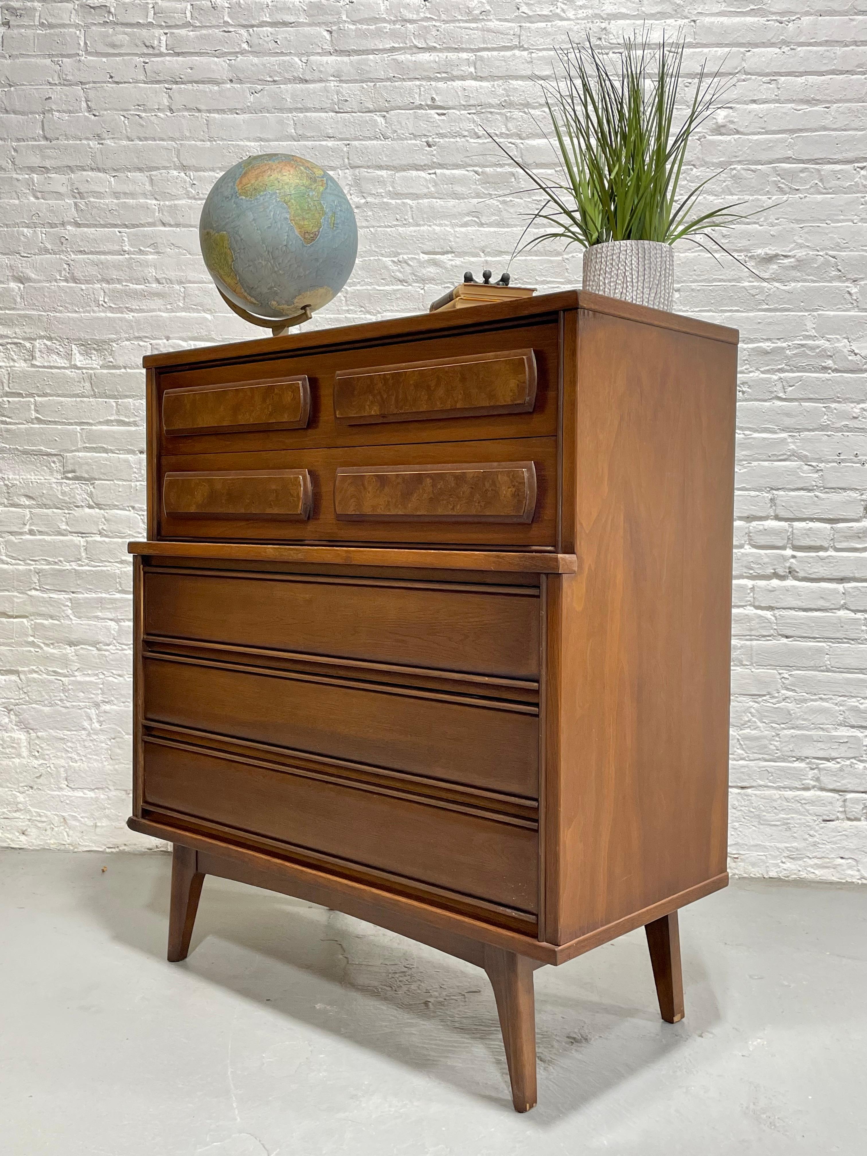 Walnut Mid Century MODERN Burled BEDROOM SET, c. 1960's For Sale 10