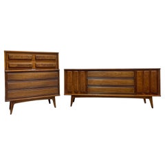 MODERN gemasertes BEDROOM-Set aus Nussbaumholz, Mid-Century, ca. 1960er Jahre