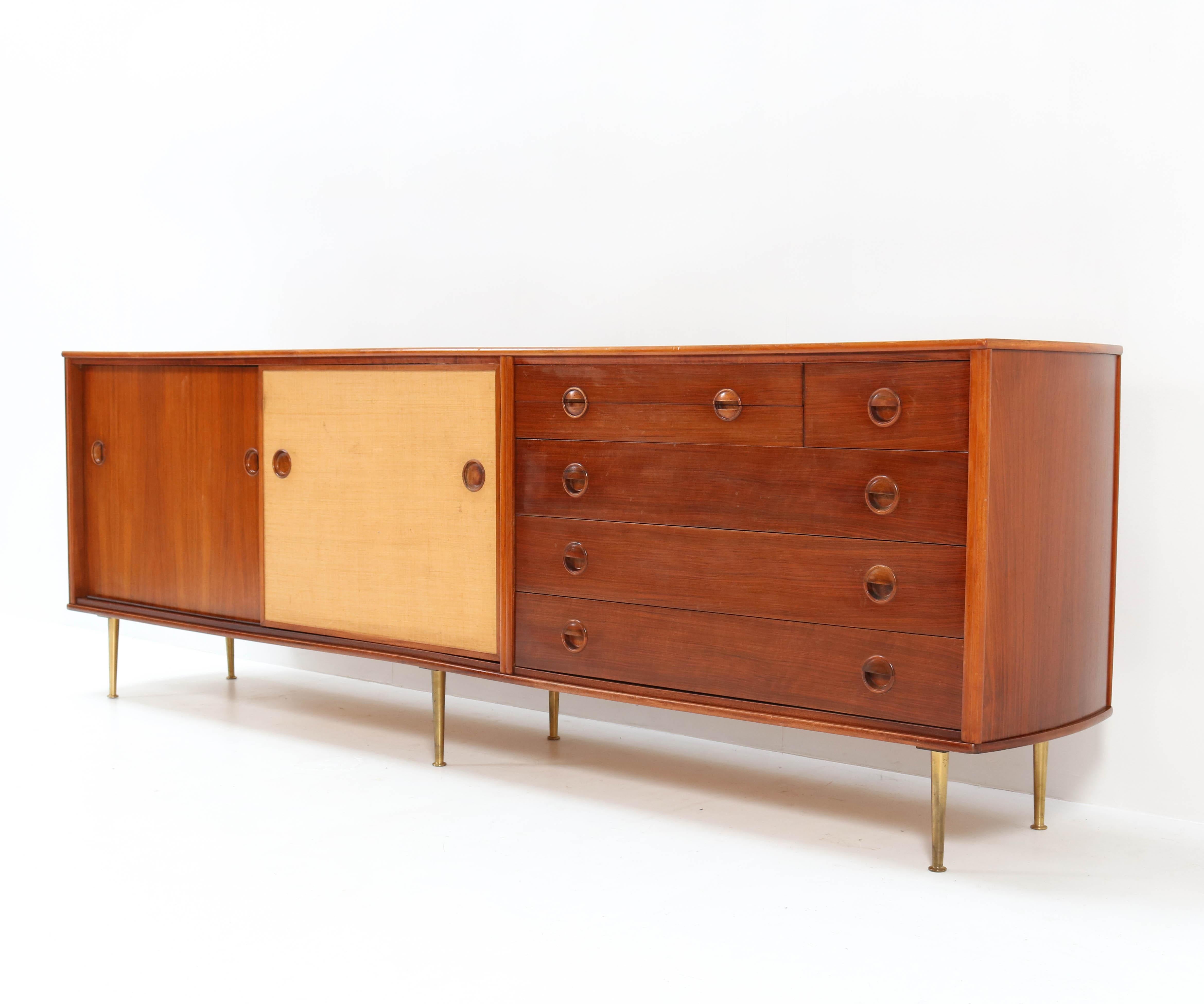 Walnut Mid-Century Modern Credenza by William Watting for Fristho, 1958 In Good Condition In Amsterdam, NL