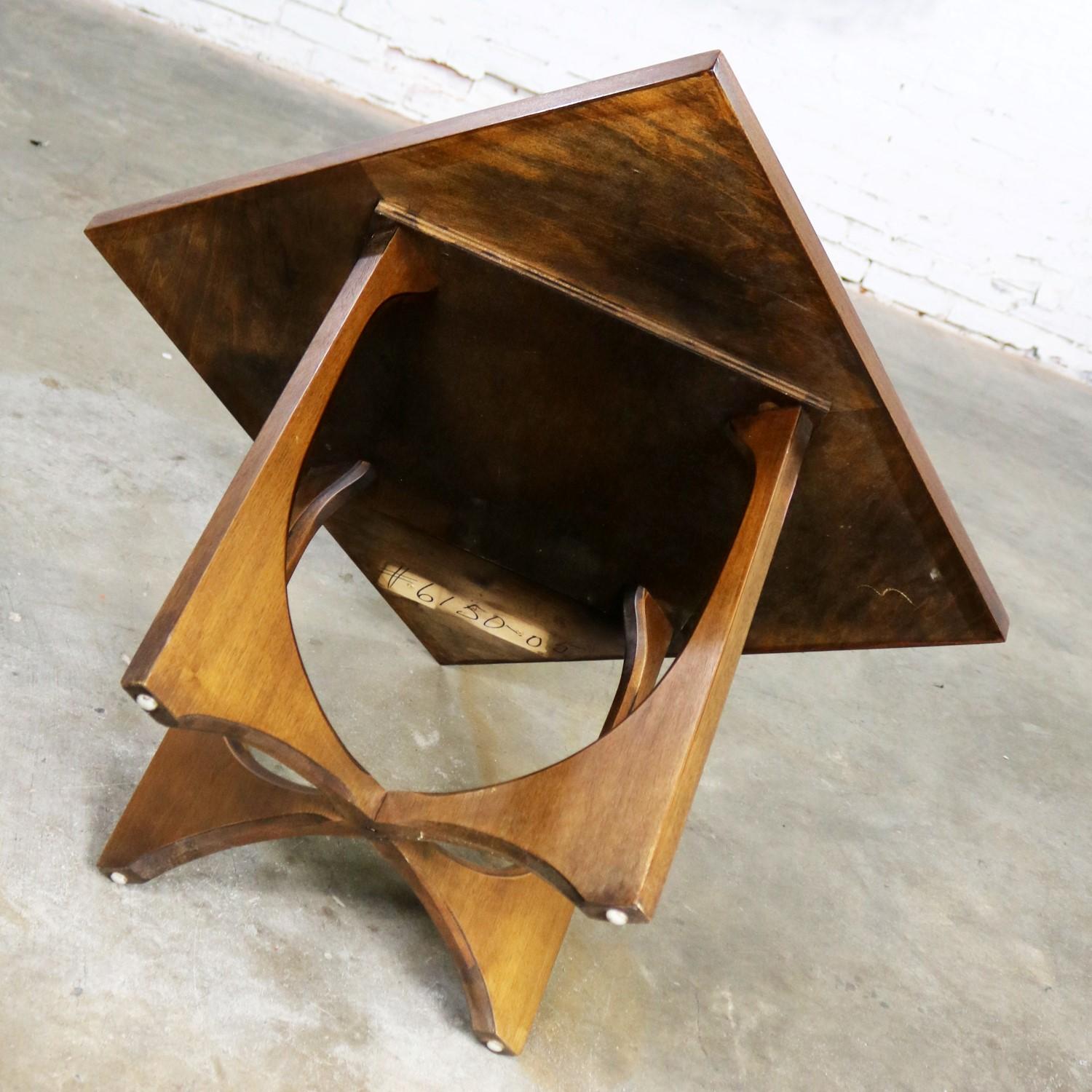 Walnut Mid Century Modern Square Side Table Lamp Table 6150-05 Broyhill Brasilia 8