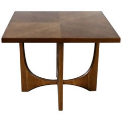 Used Walnut Mid Century Modern Square Side Table Lamp Table 6150-05 Broyhill Brasilia