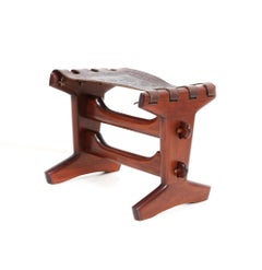 Sgabello moderno di metà secolo in noce di Angel I. Pazmino per Muebles De Estilo, anni '60