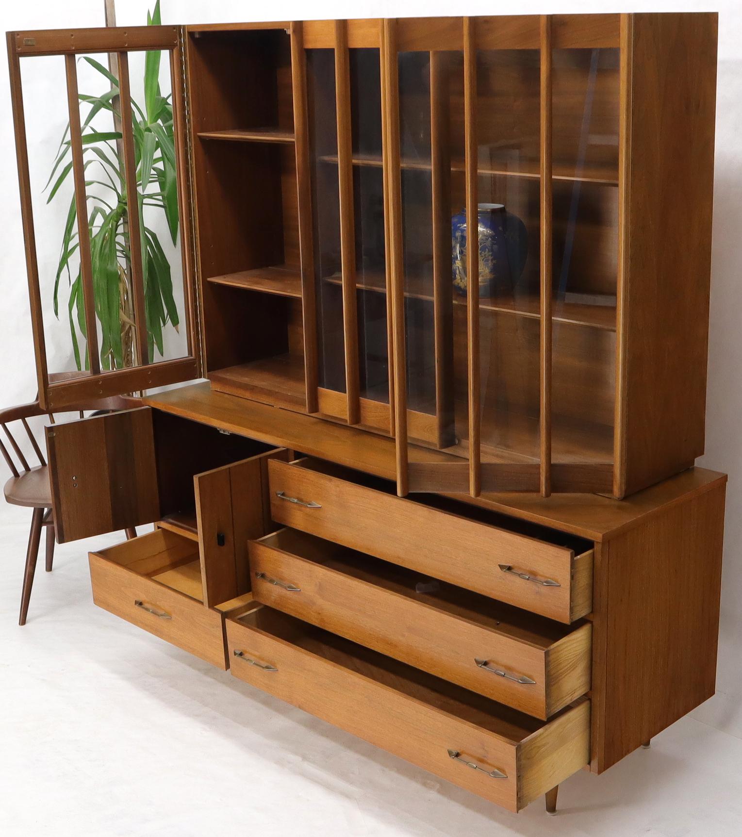 Mid-Century Modern Walnut mid century modern two-part hutch credenza display cabinet glass doors For Sale