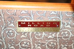 Escritorio provincial italiano de nogal Milling Road by Baker Furniture