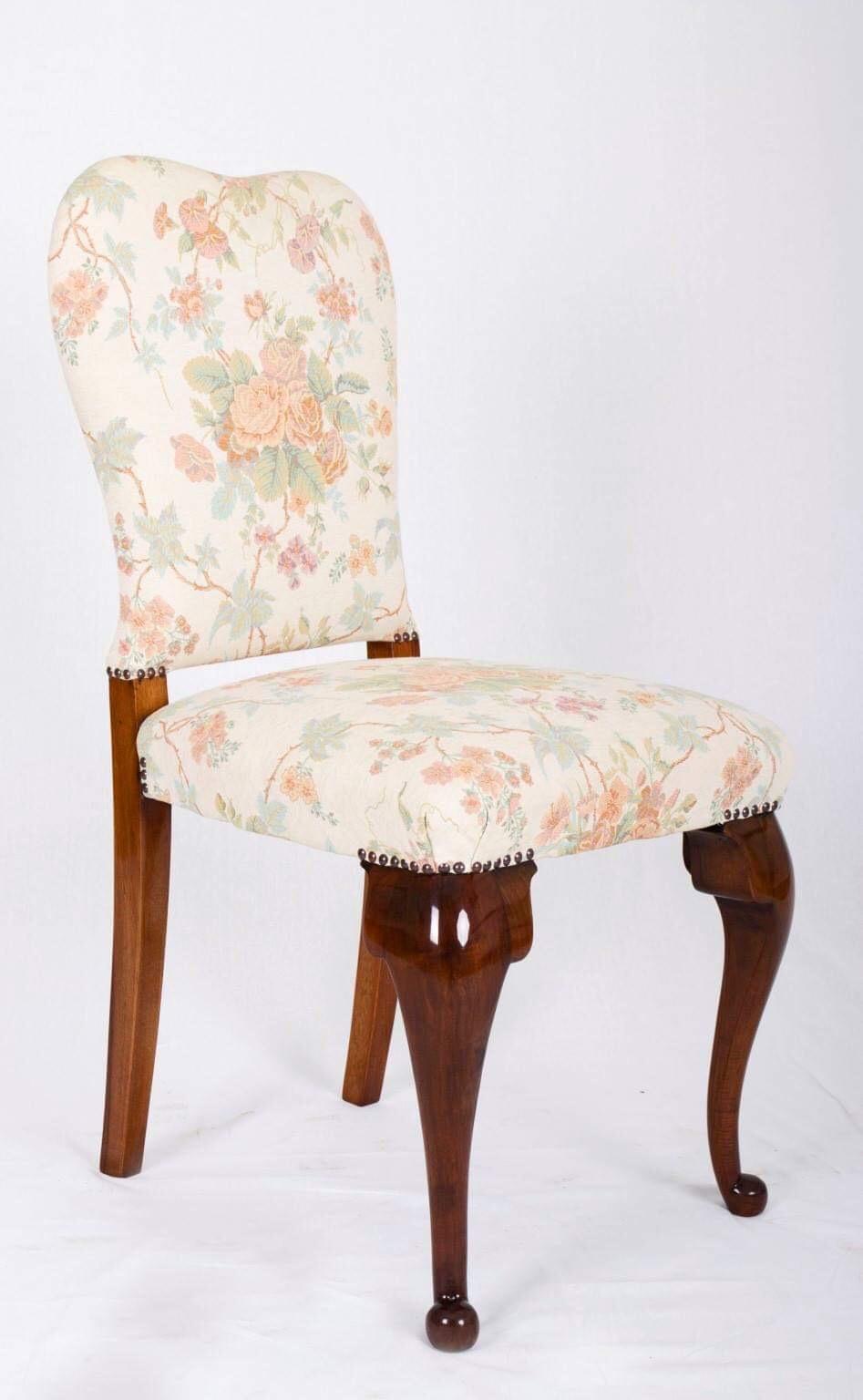 Walnut Neobarokk Dinner Set of 6 Chairs Ám Table For Sale 1