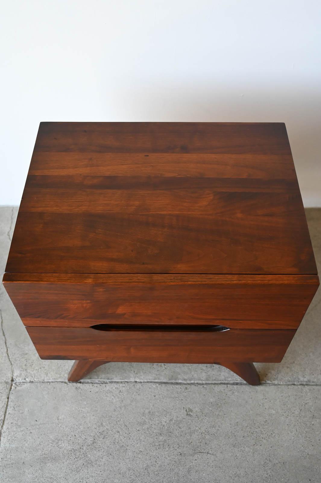 Walnut Nightstand or End Table by Ace-Hi of California, ca. 1960 5
