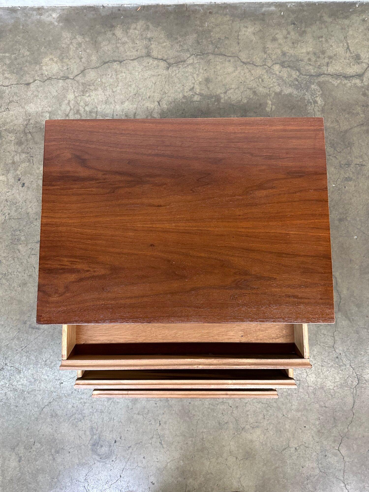 20th Century Walnut Nightstand with Sculpted Pulls Single