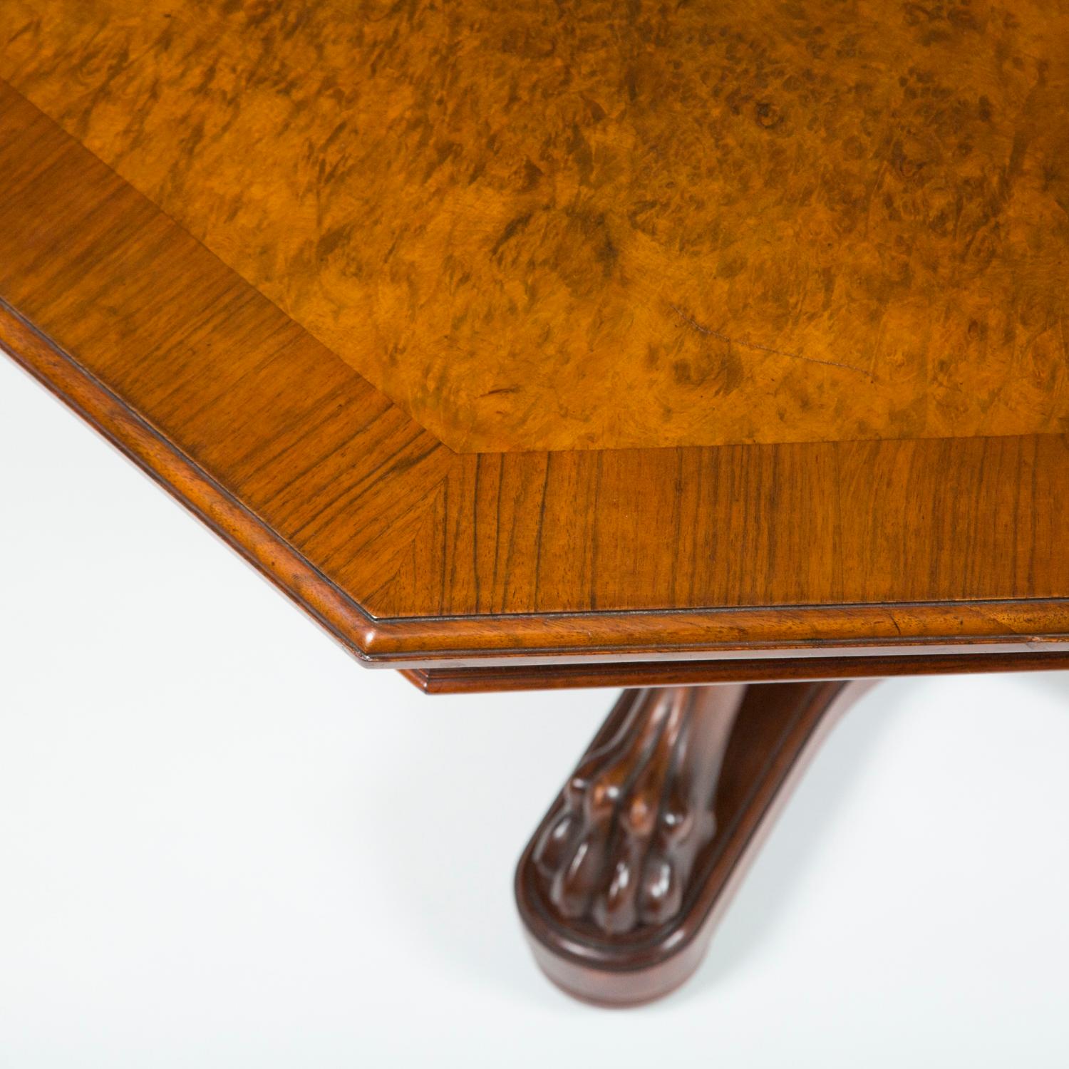 Walnut Octagonal Center Table, Danish, circa 1880 In Good Condition For Sale In London, GB