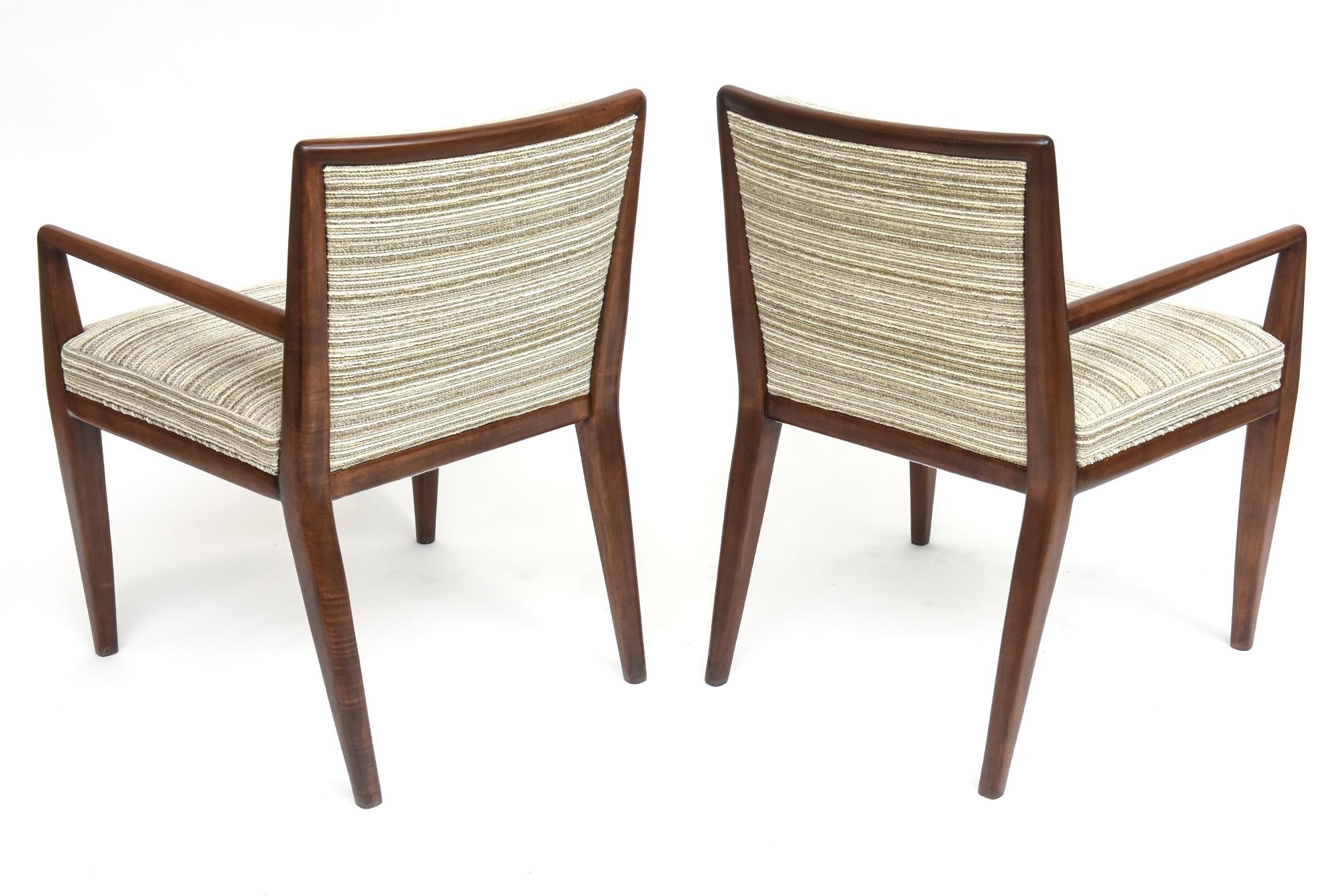 Walnut Open Armchairs by T.H. Robsjohn-Gibbings for Widdicomb In Good Condition For Sale In North Miami, FL