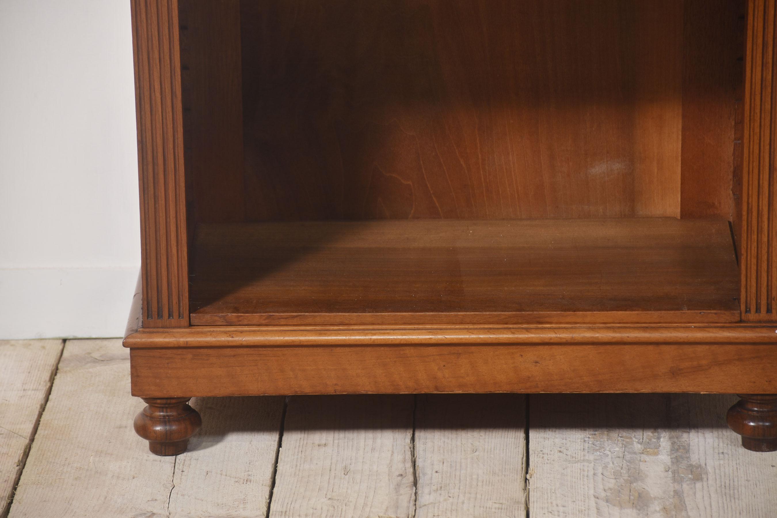 Walnut open bookcase For Sale 5