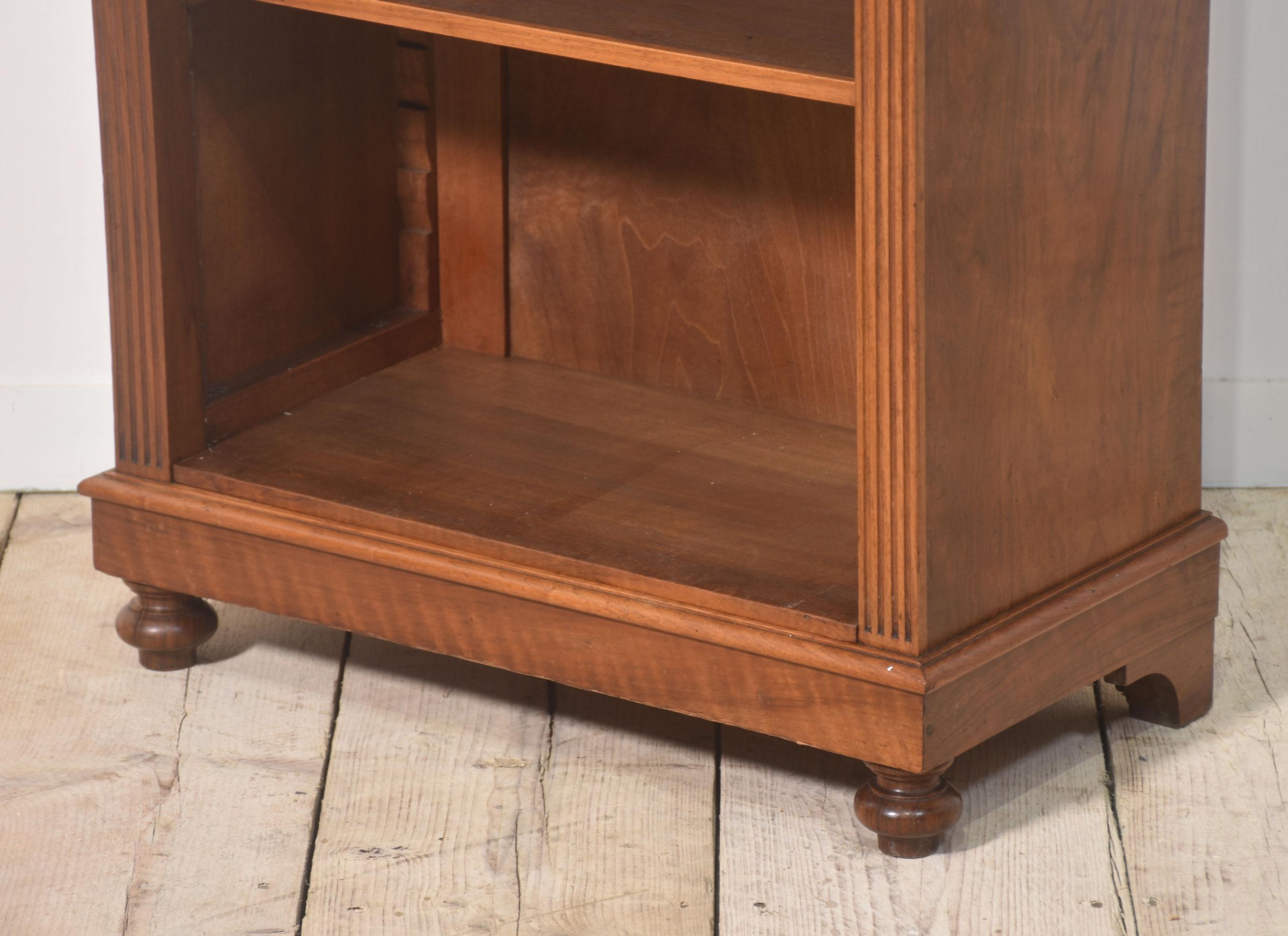 Walnut open bookcase For Sale 7