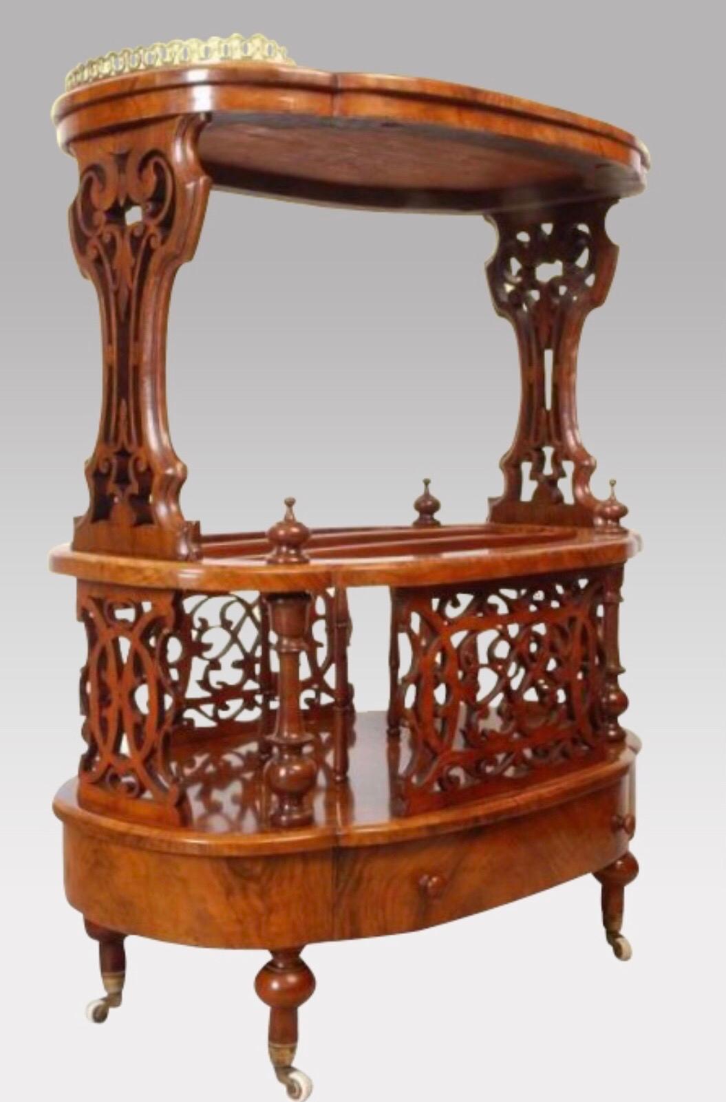 Late 19th Century Walnut Oval Antique Canterbury Lamp Magazine Table For Sale