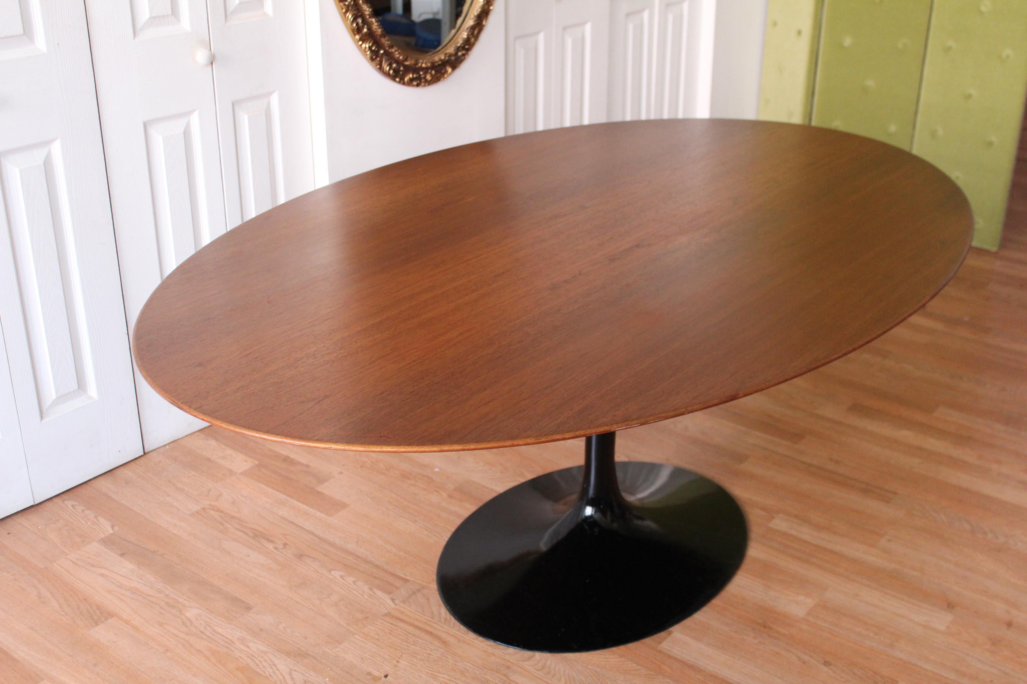walnut tulip dining table