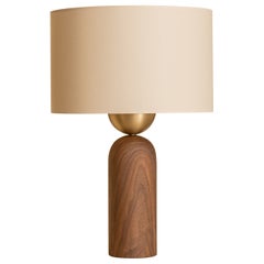 Peona-Tischlampe aus Nussbaumholz von Simone & Marcel